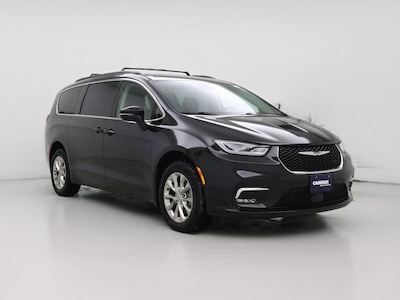 2022 Chrysler Pacifica Touring L -
                Hartford, CT