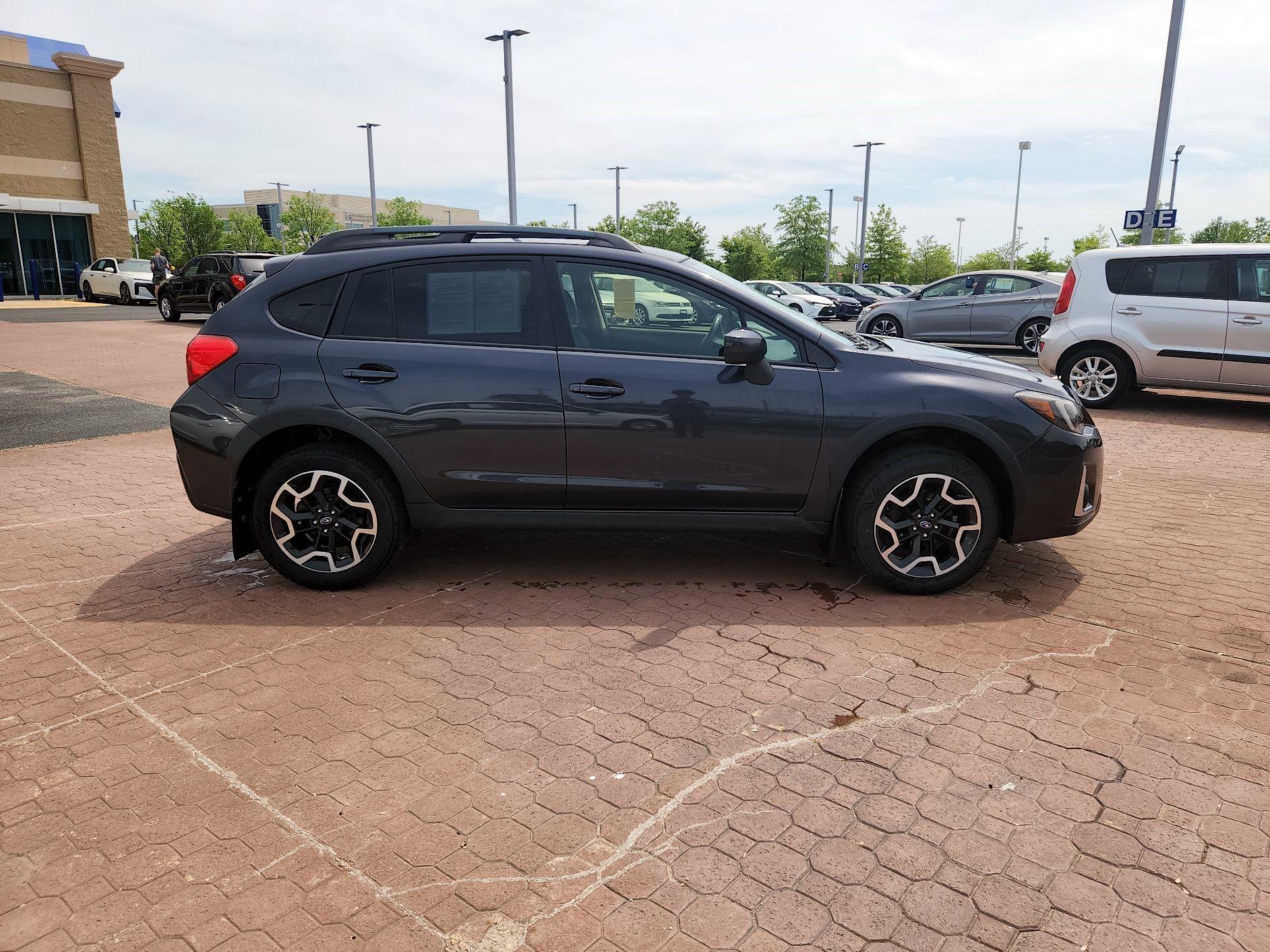 Thumbnail: 2016 Subaru XV Crosstrek - 4