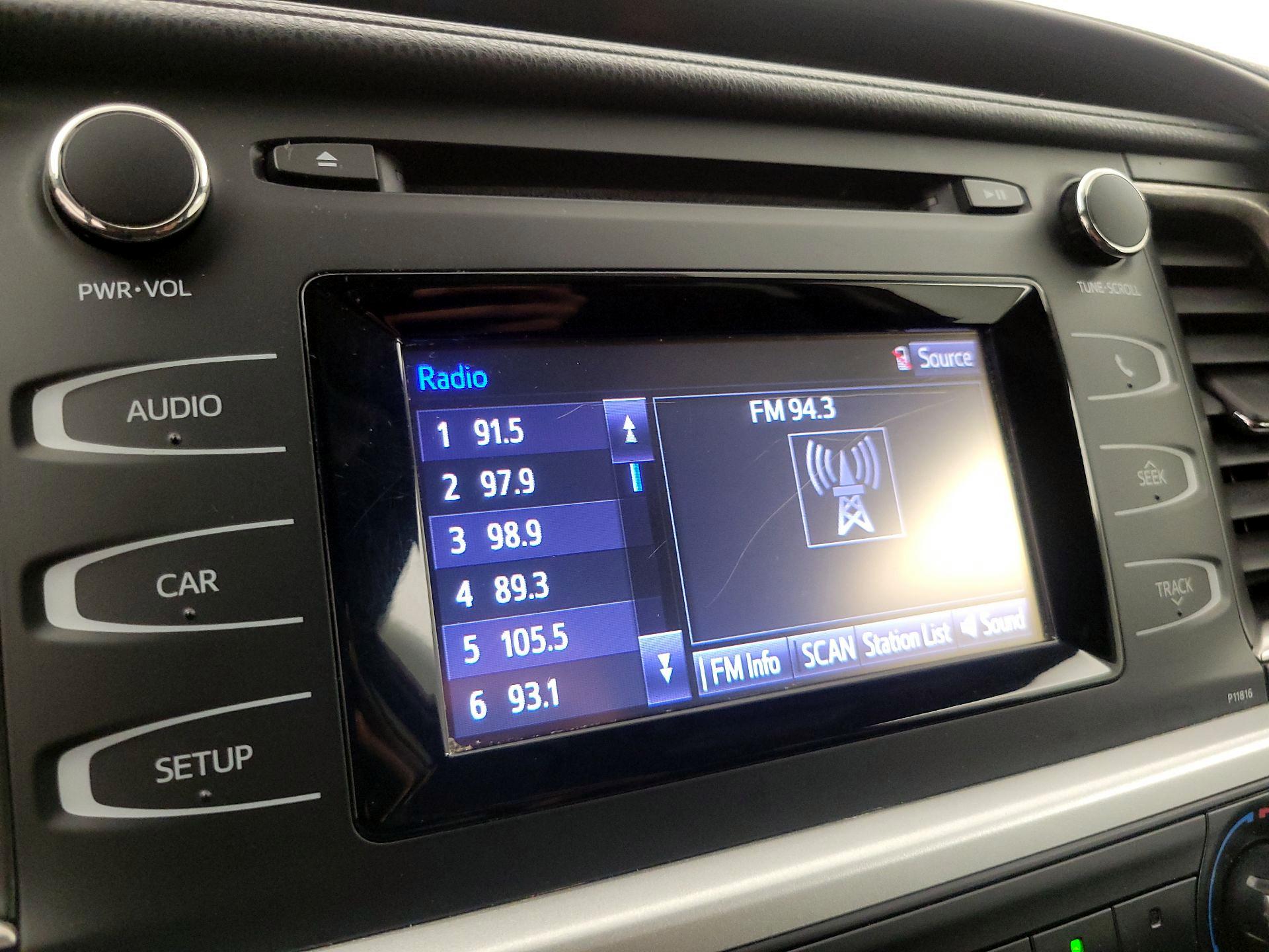 Thumbnail: 2019 Toyota Highlander - 15