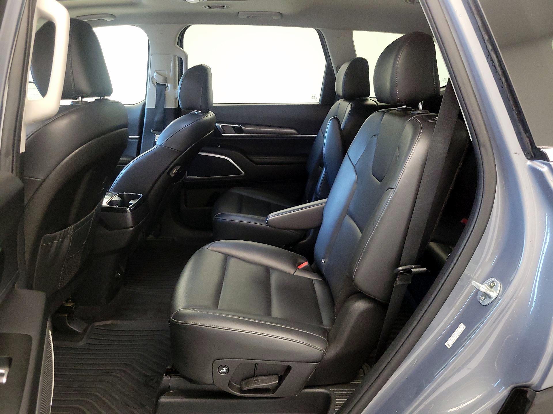 Thumbnail: 2020 Kia Telluride - 20