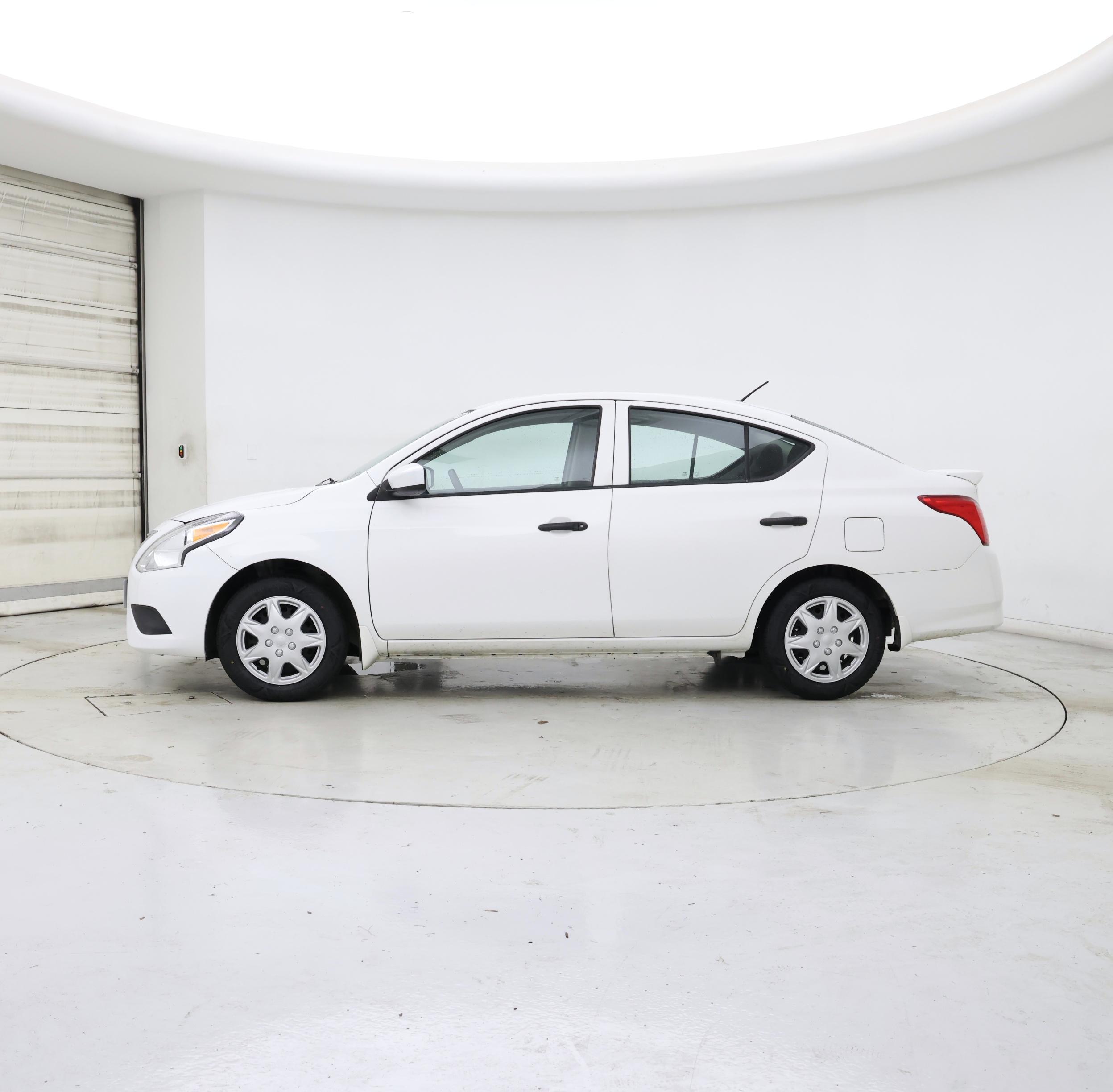 Thumbnail: 2017 Nissan Versa - 3