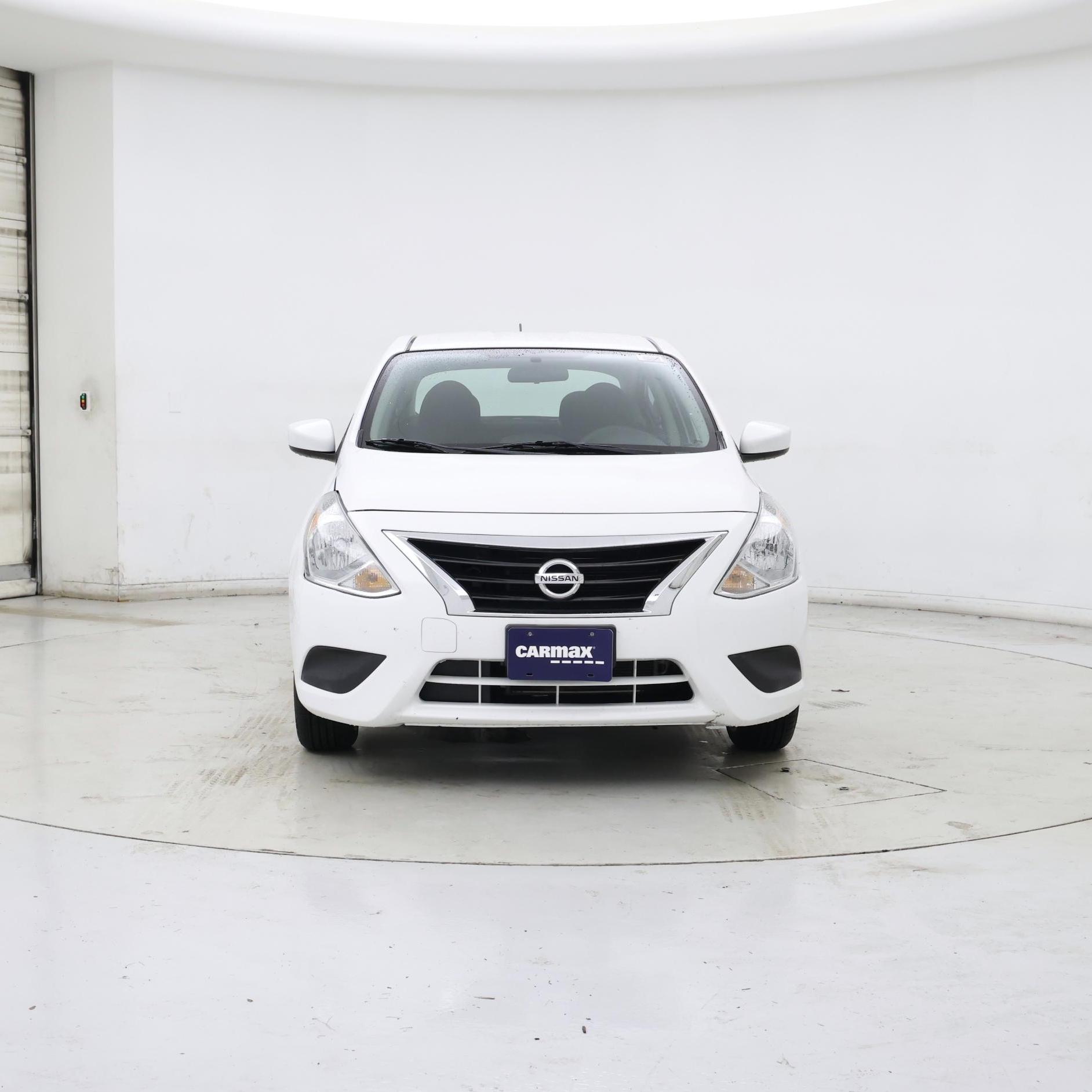 Thumbnail: 2017 Nissan Versa - 5