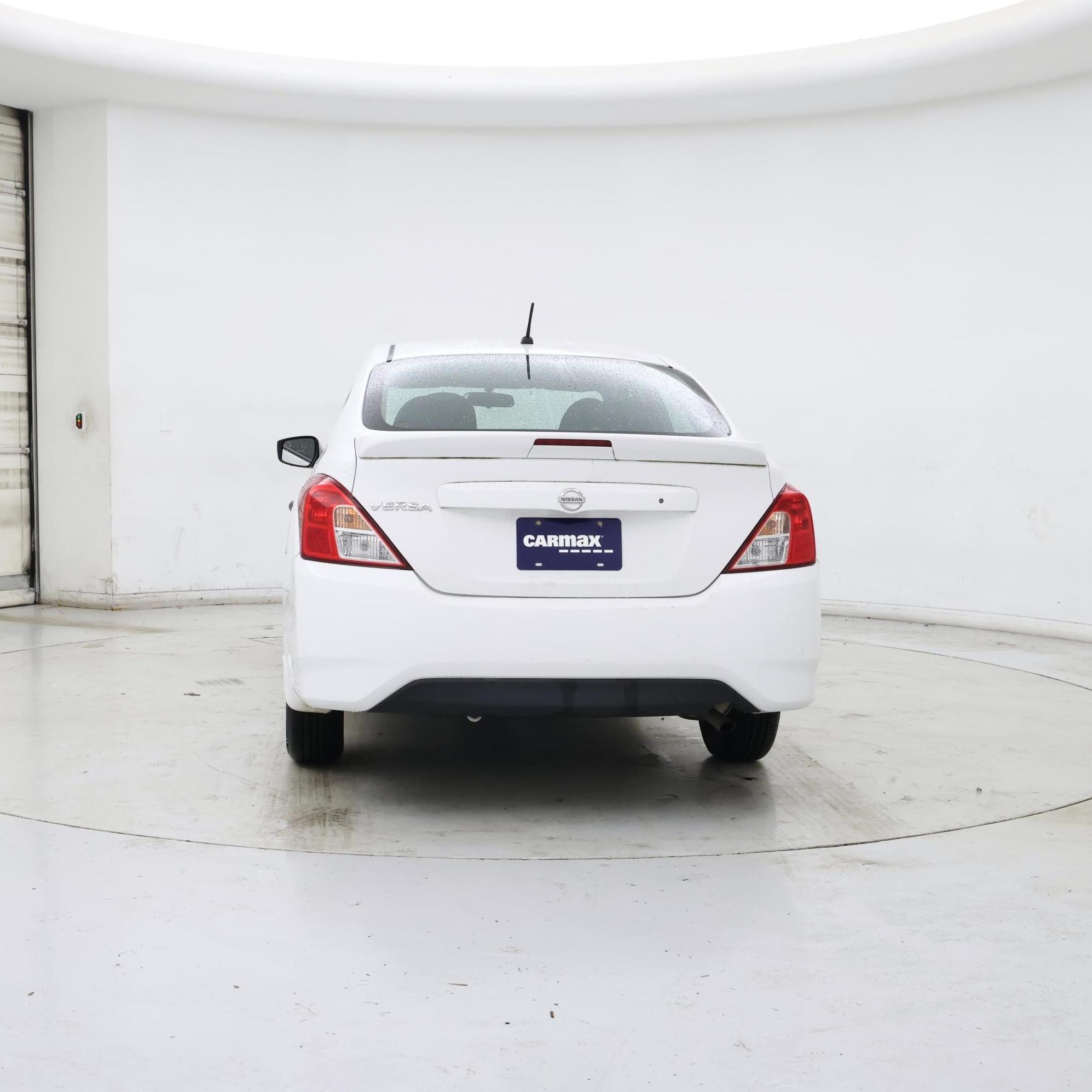 Thumbnail: 2017 Nissan Versa - 6