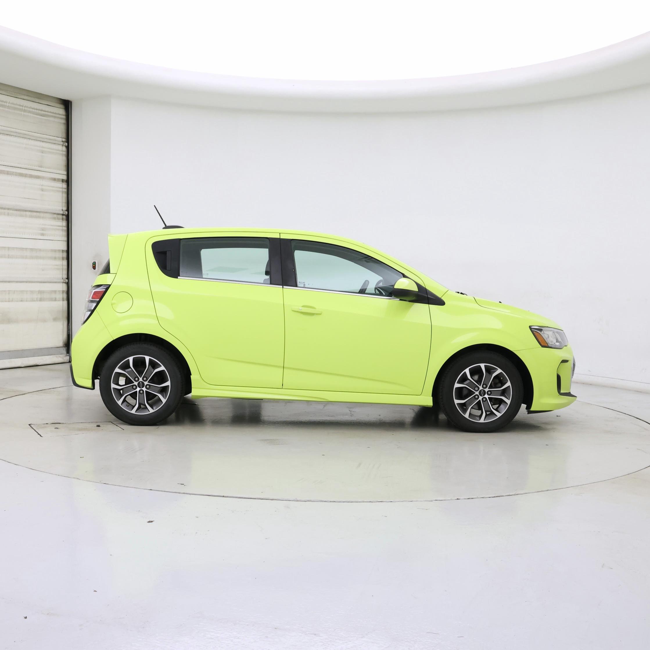 Thumbnail: 2019 Chevrolet Sonic - 7