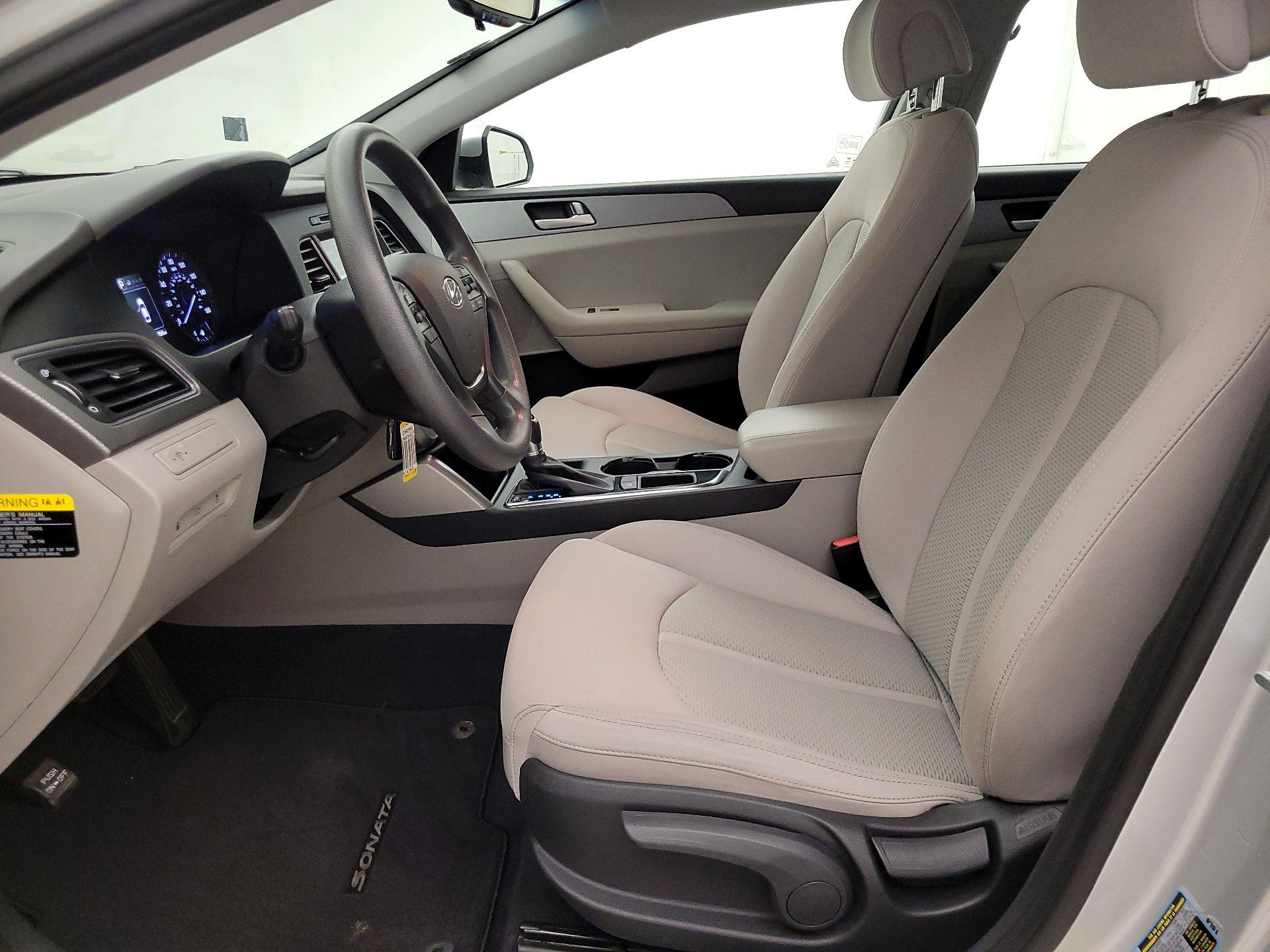 Thumbnail: 2017 Hyundai Sonata - 11