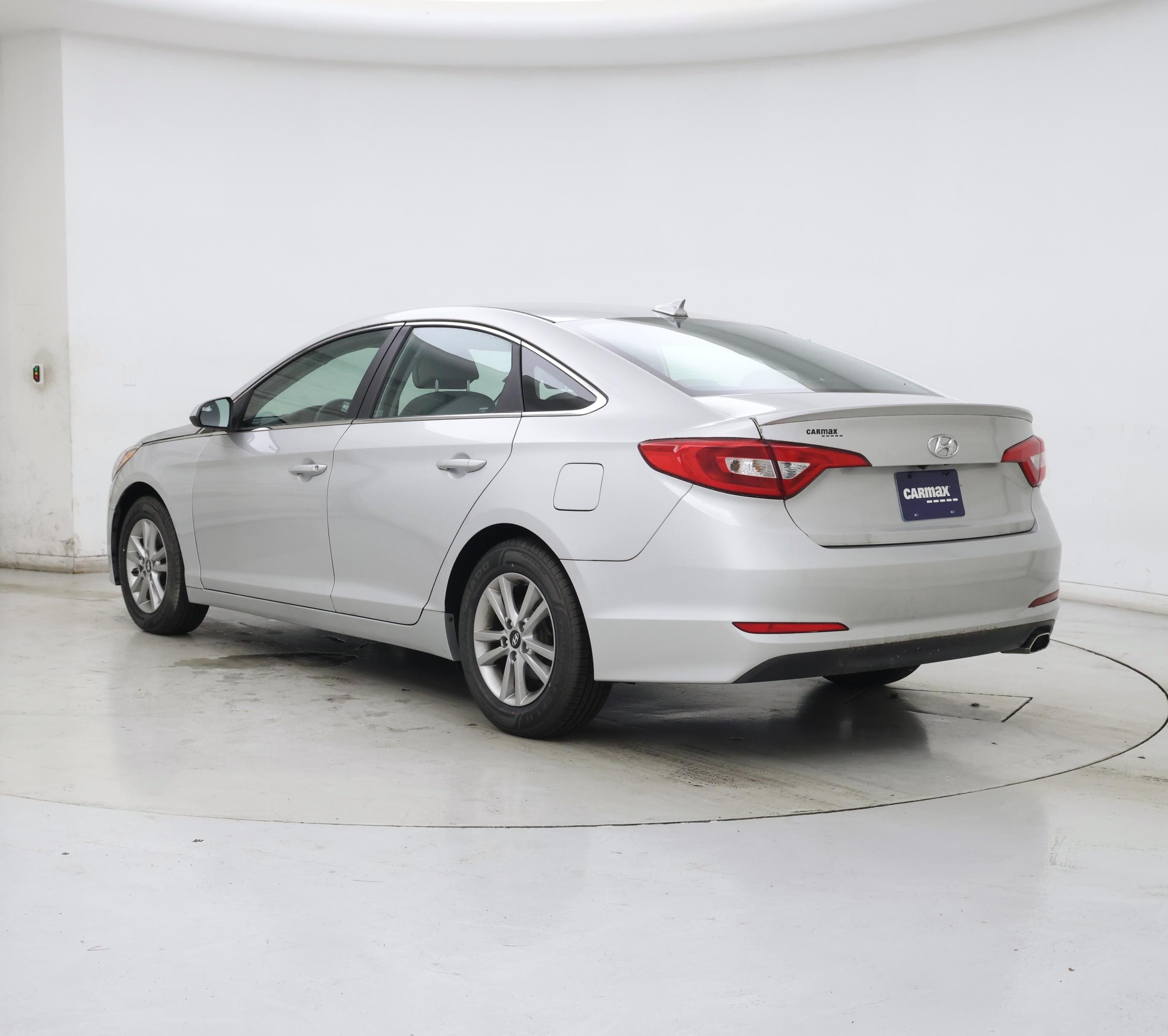 Thumbnail: 2017 Hyundai Sonata - 2