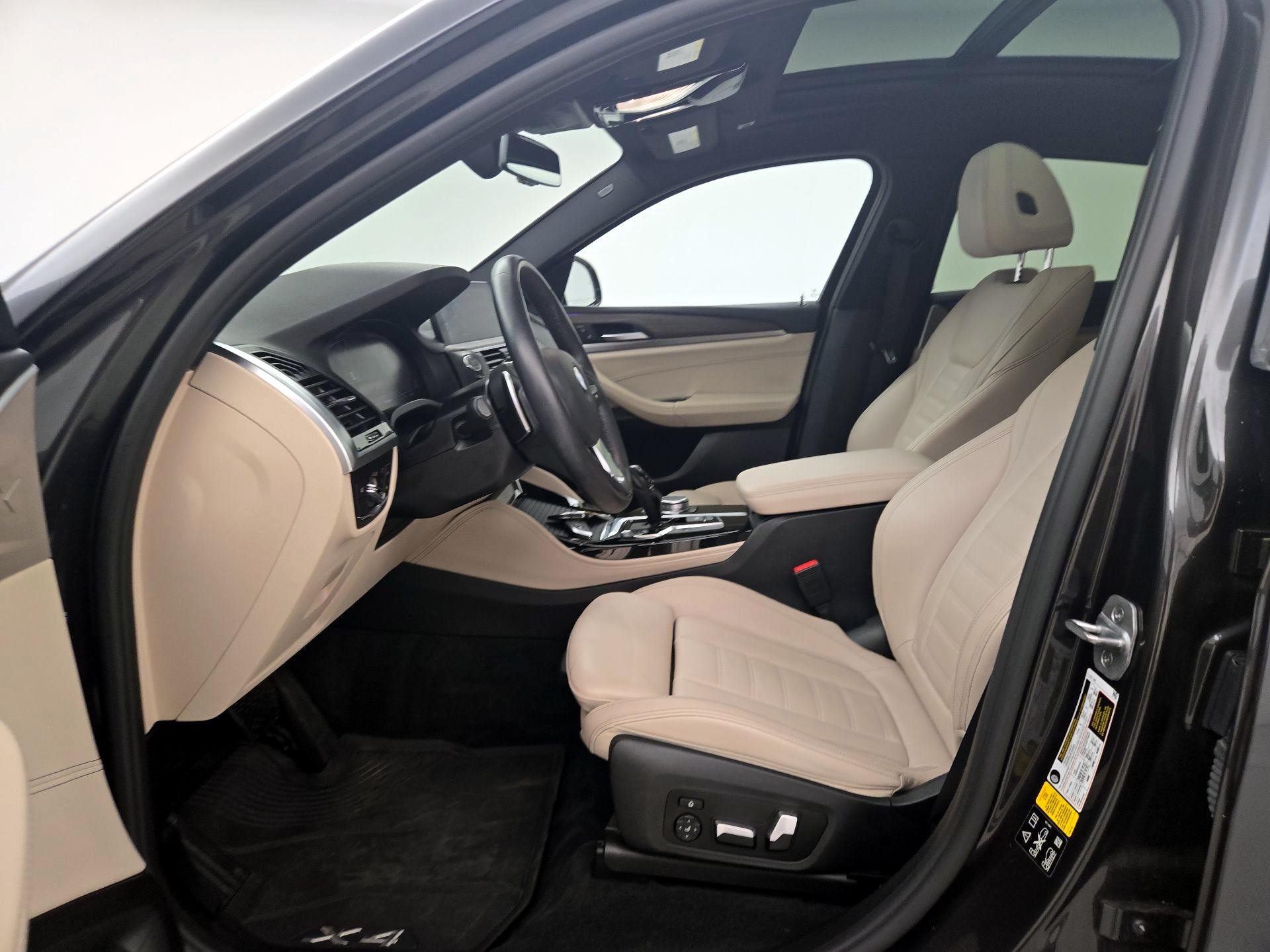 Thumbnail: 2021 BMW X4 - 11