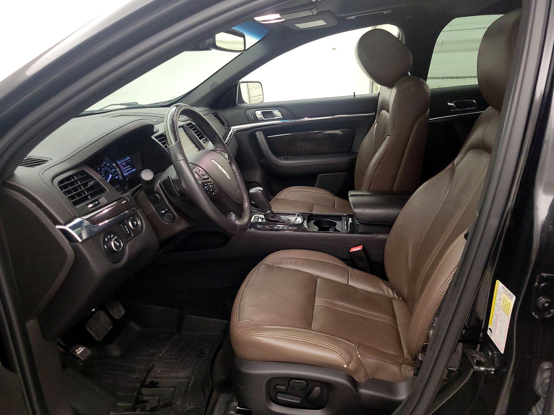 Thumbnail: 2015 Lincoln MKS - 11