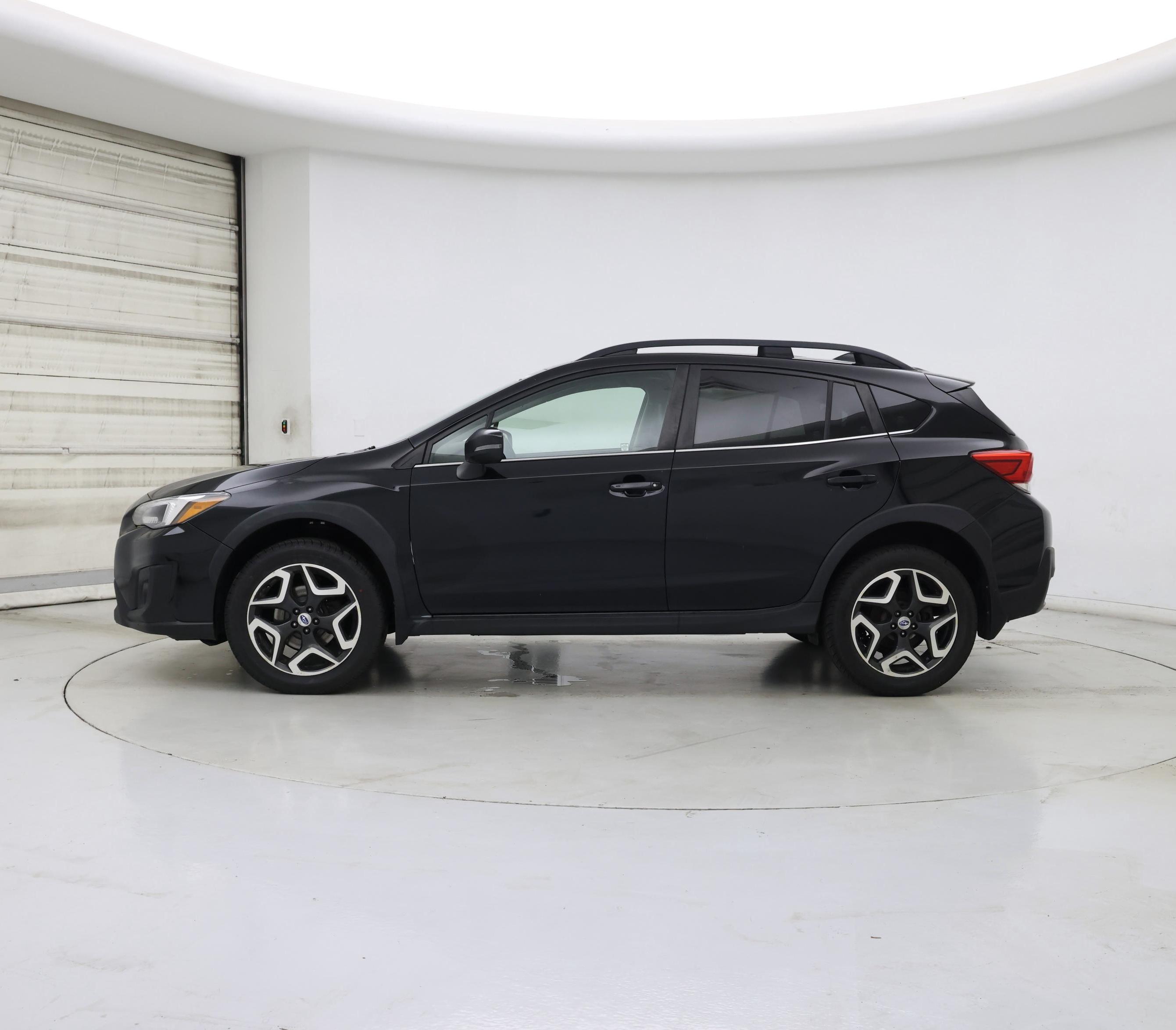 Thumbnail: 2018 Subaru Crosstrek - 3