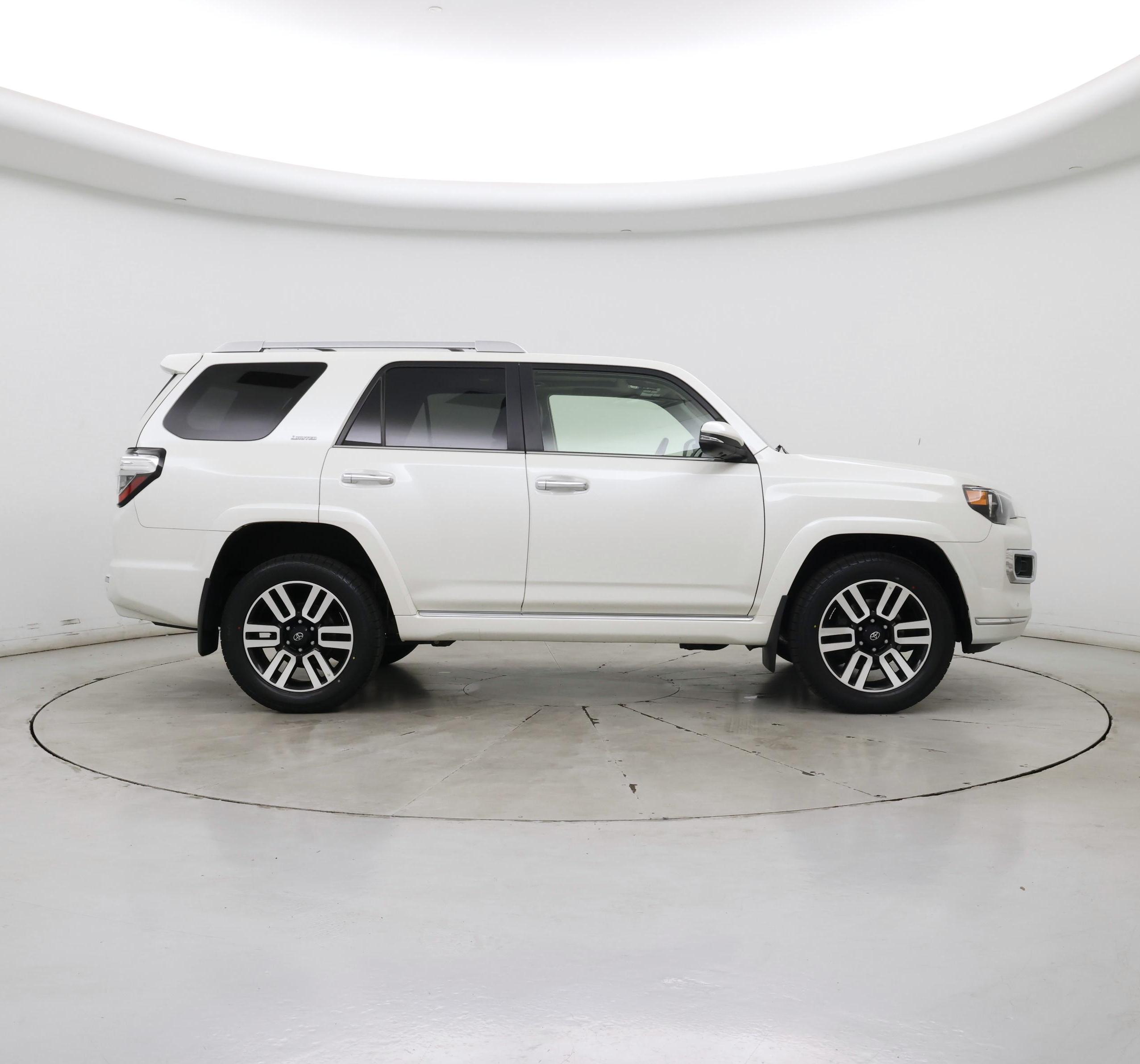 Thumbnail: 2022 Toyota 4Runner - 7
