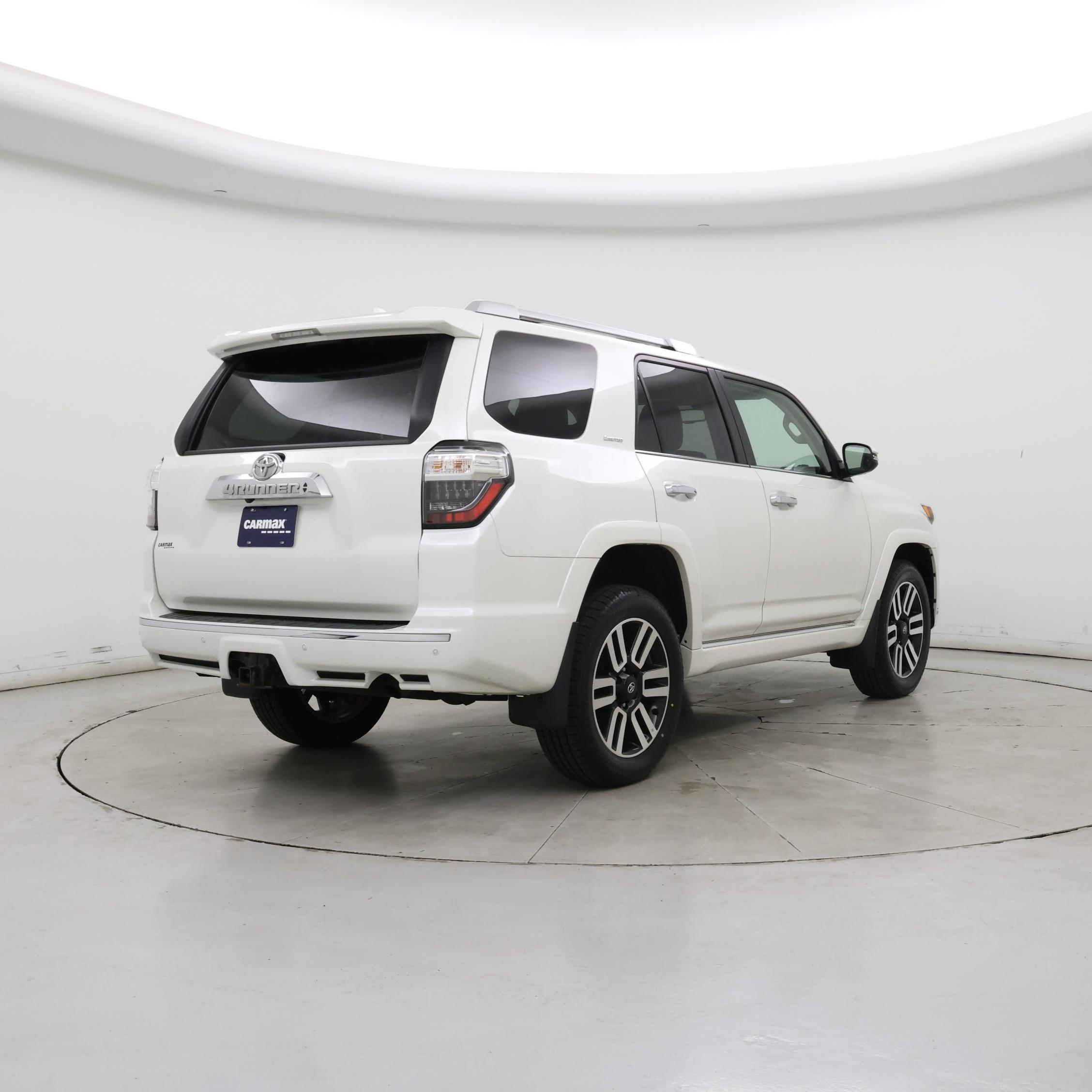 Thumbnail: 2022 Toyota 4Runner - 8