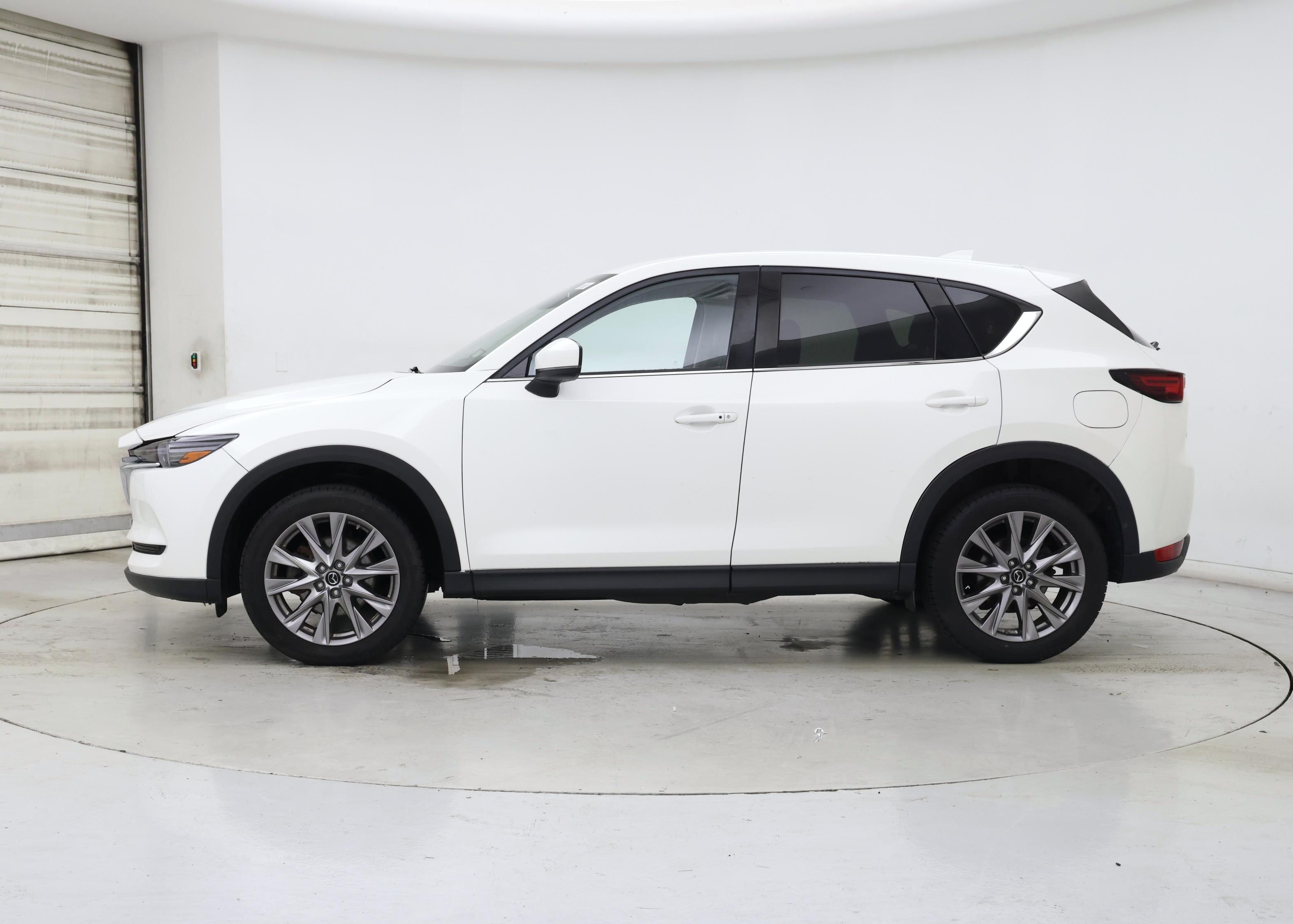 Thumbnail: 2019 Mazda CX-5 - 3