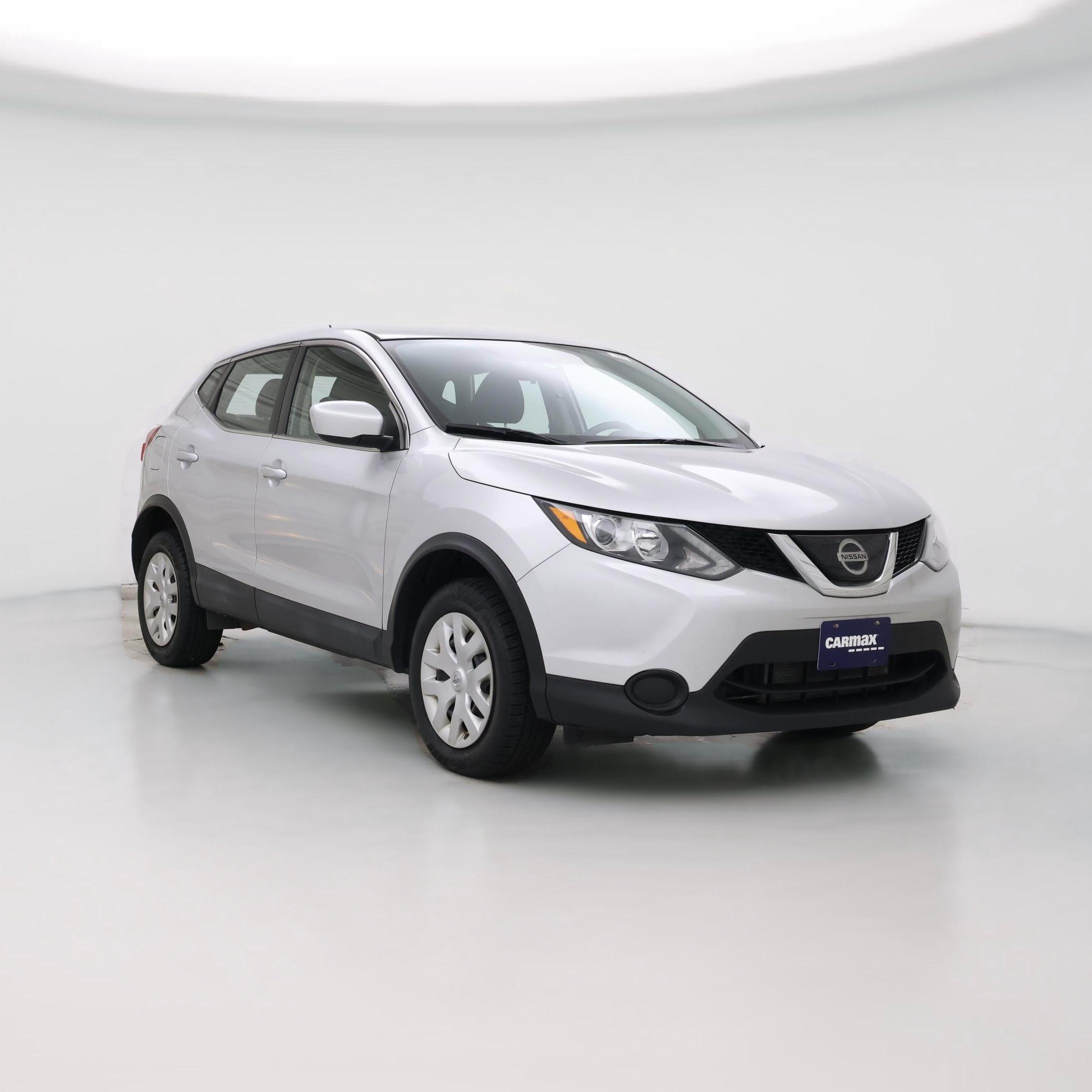 Thumbnail: 2019 Nissan Rogue Sport - 1