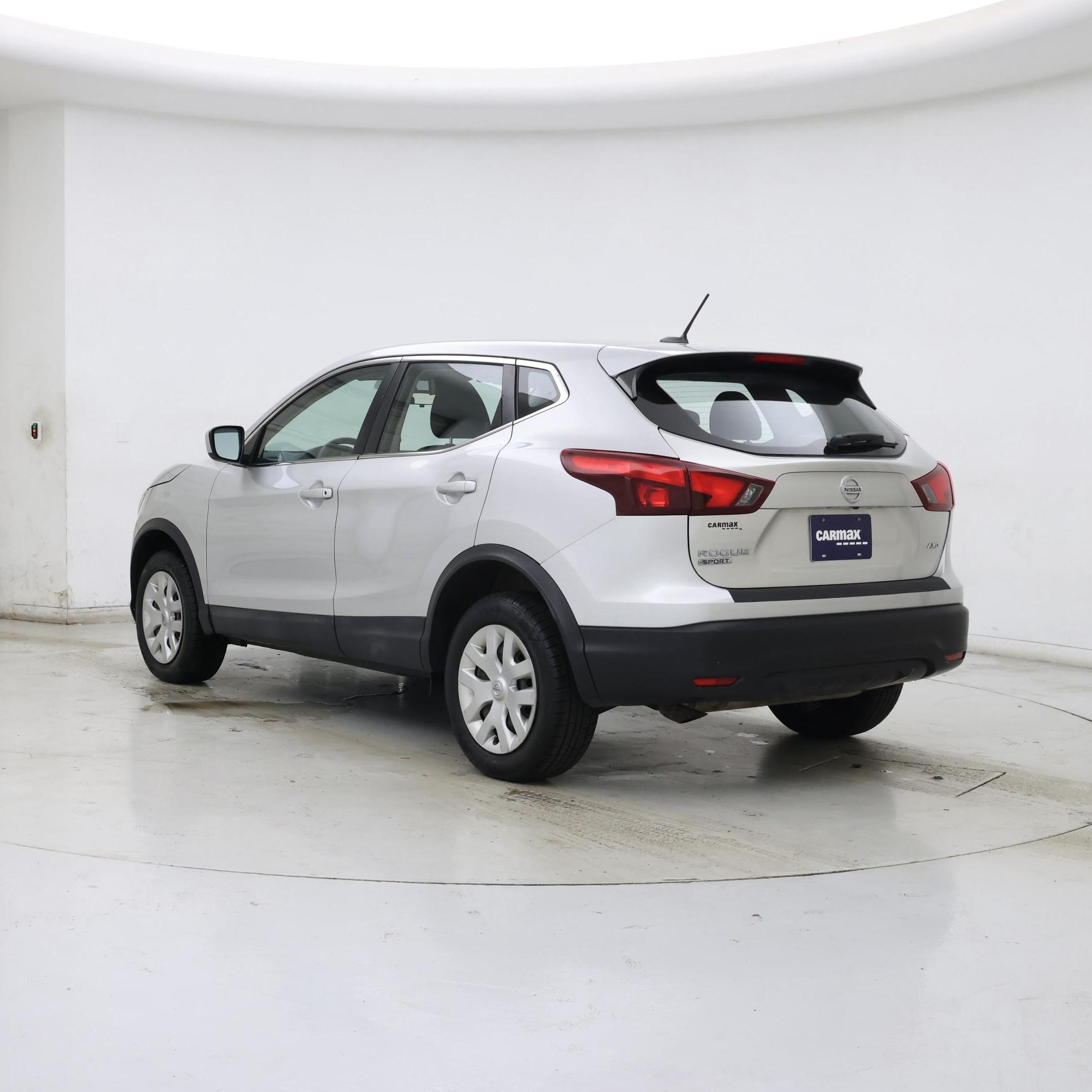 Thumbnail: 2019 Nissan Rogue Sport - 2
