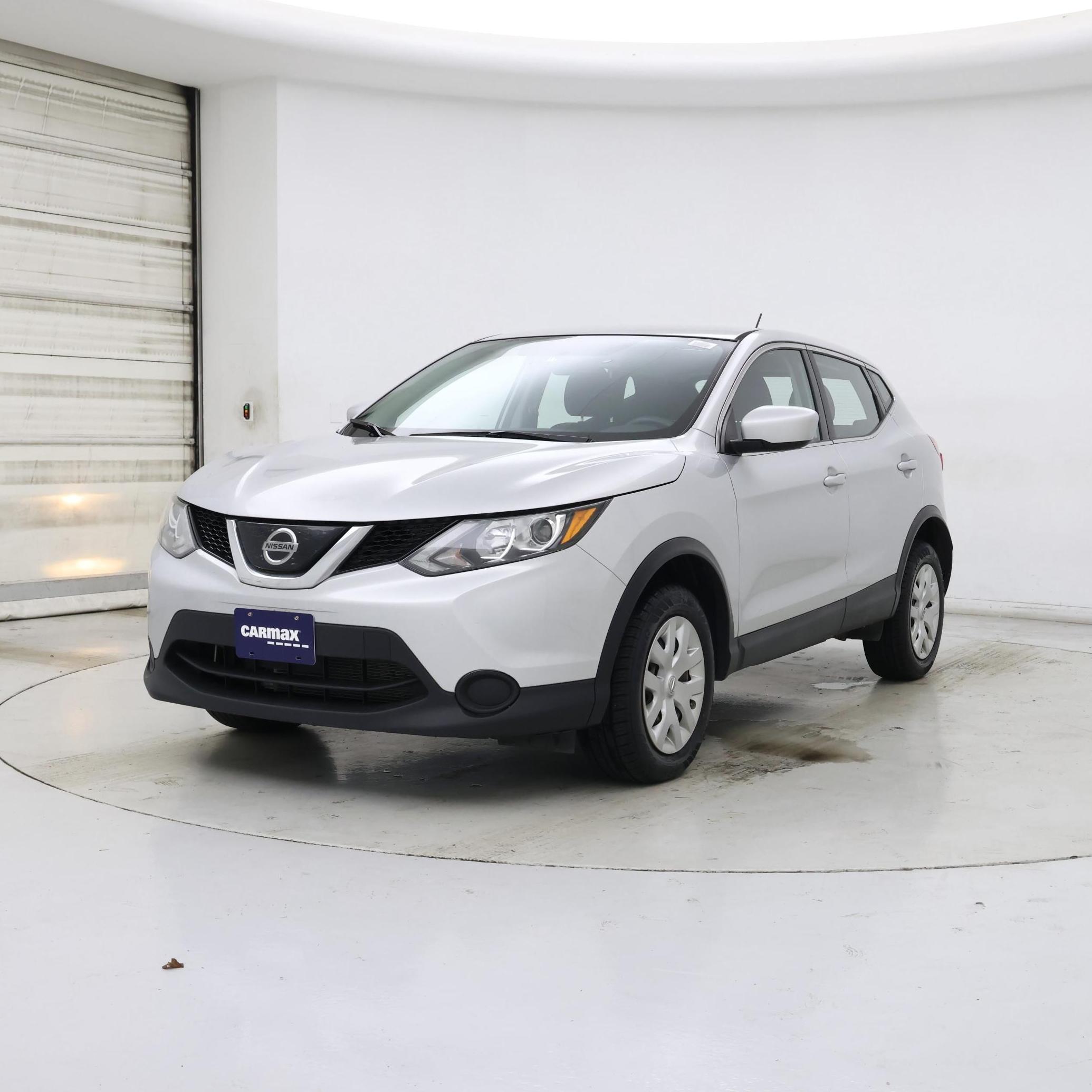 Thumbnail: 2019 Nissan Rogue Sport - 4