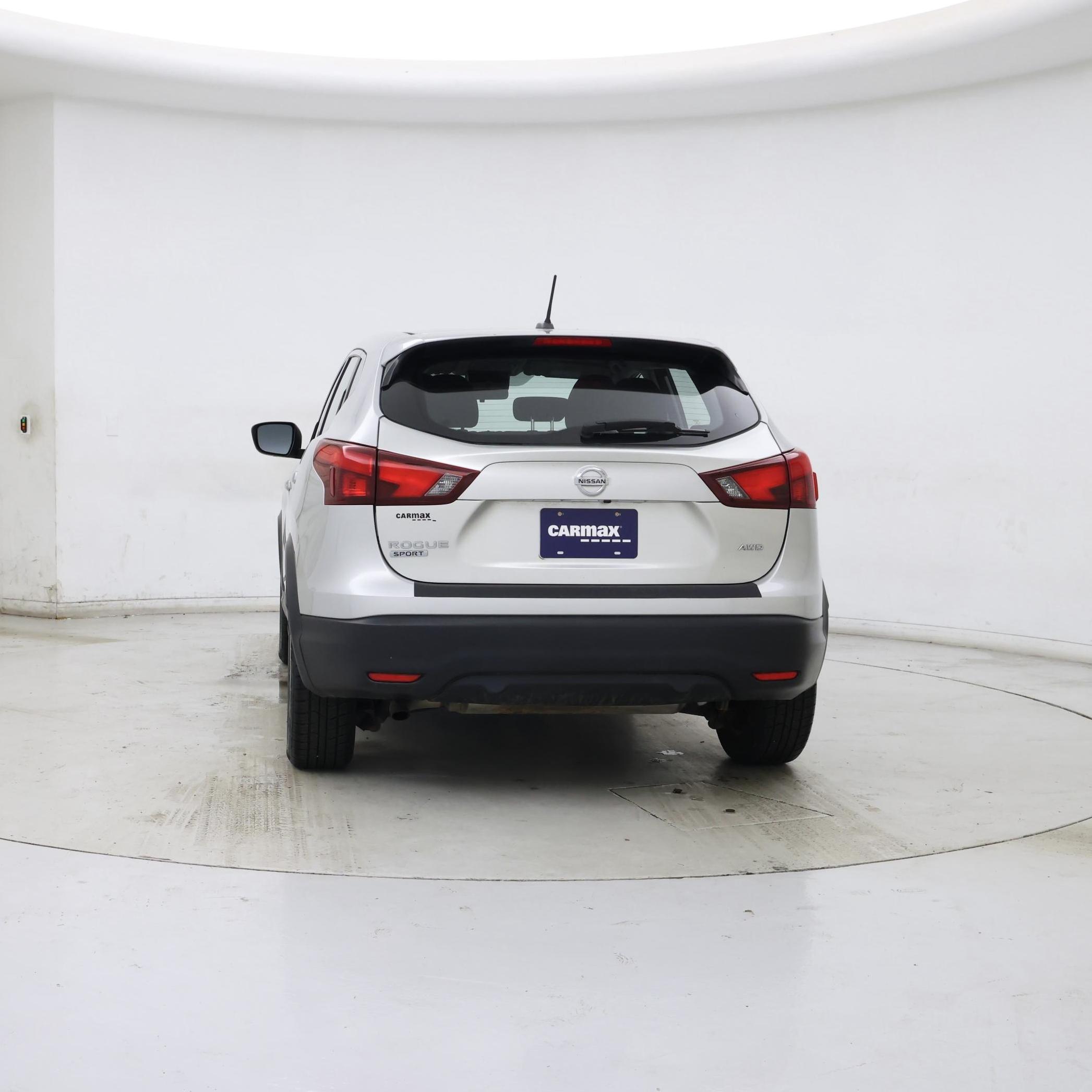 Thumbnail: 2019 Nissan Rogue Sport - 6