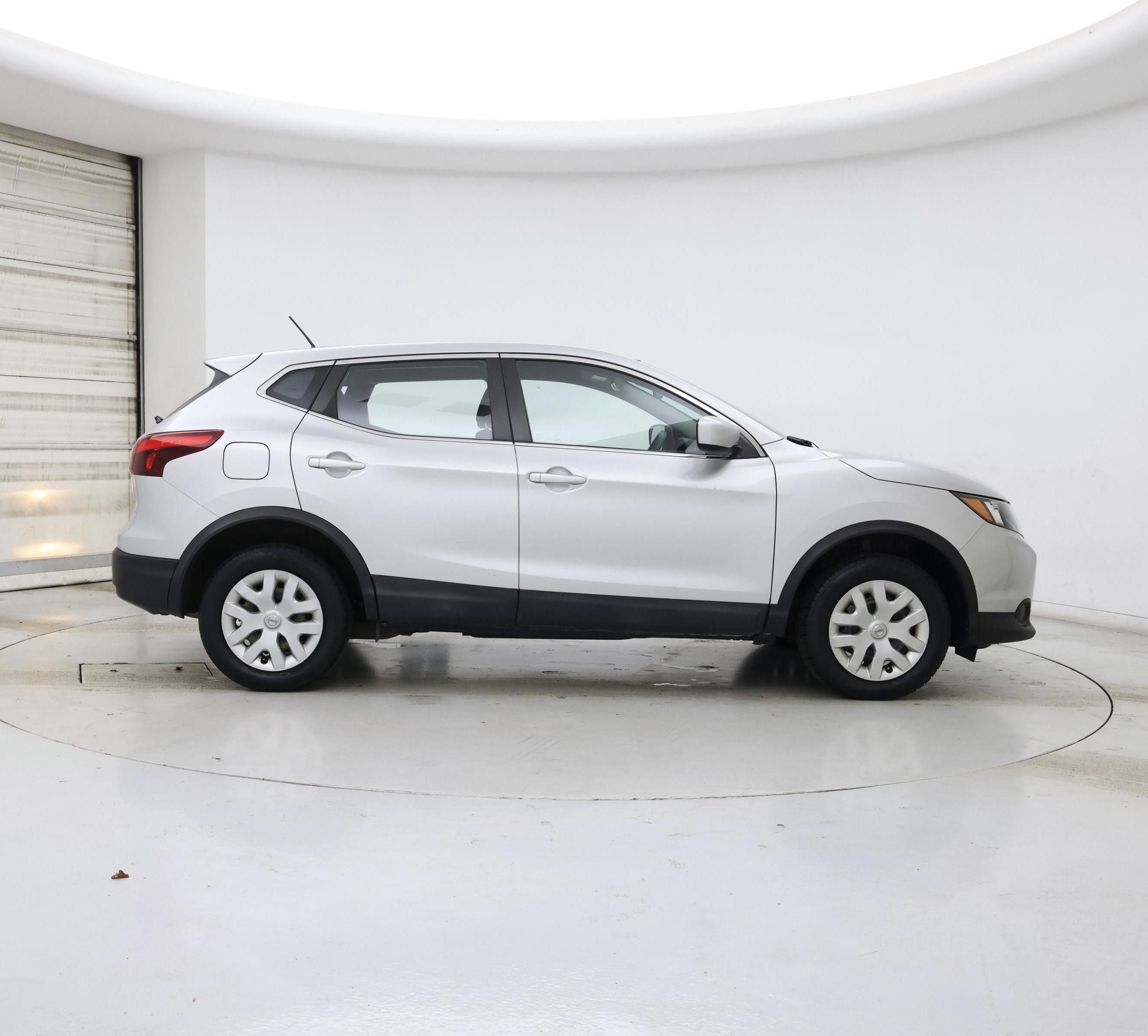 Thumbnail: 2019 Nissan Rogue Sport - 7