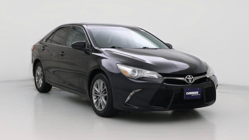 2015 Toyota Camry SE Hero Image