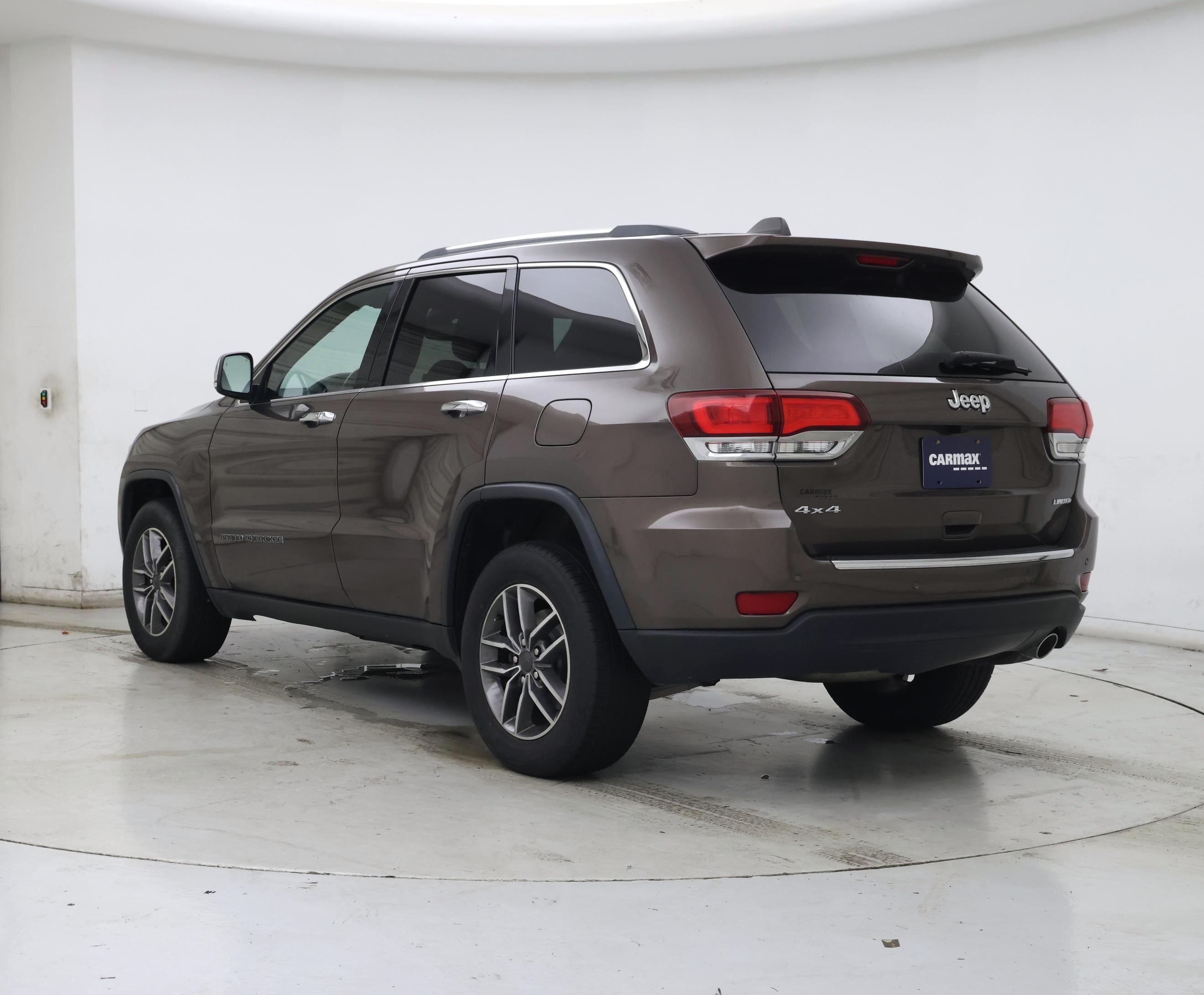 Thumbnail: 2020 Jeep Grand Cherokee - 2