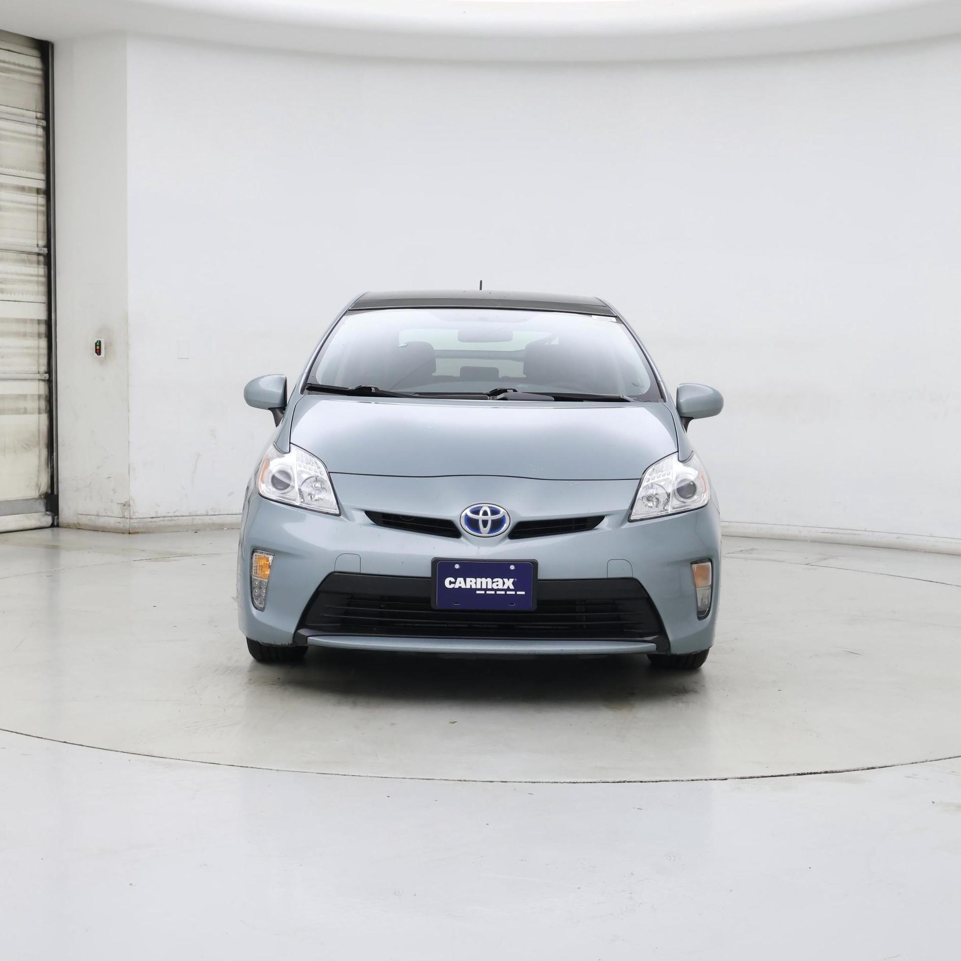 Thumbnail: 2015 Toyota Prius - 5
