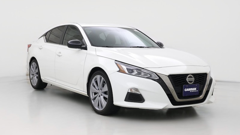2019 Nissan Altima SR Hero Image