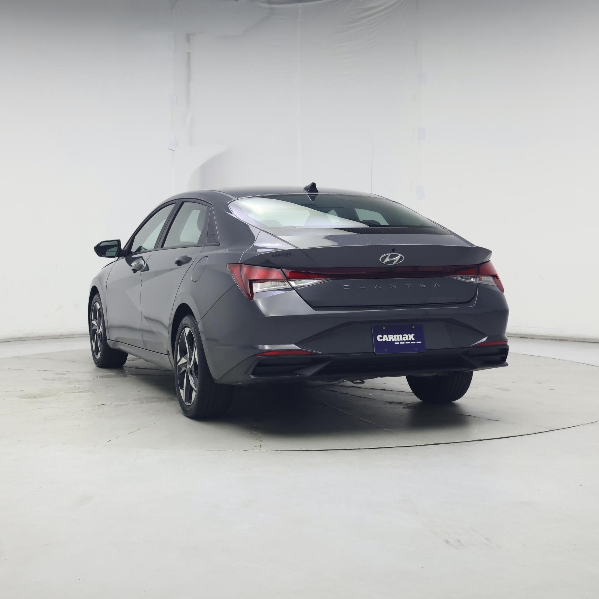 Thumbnail: 2023 Hyundai Elantra - 6