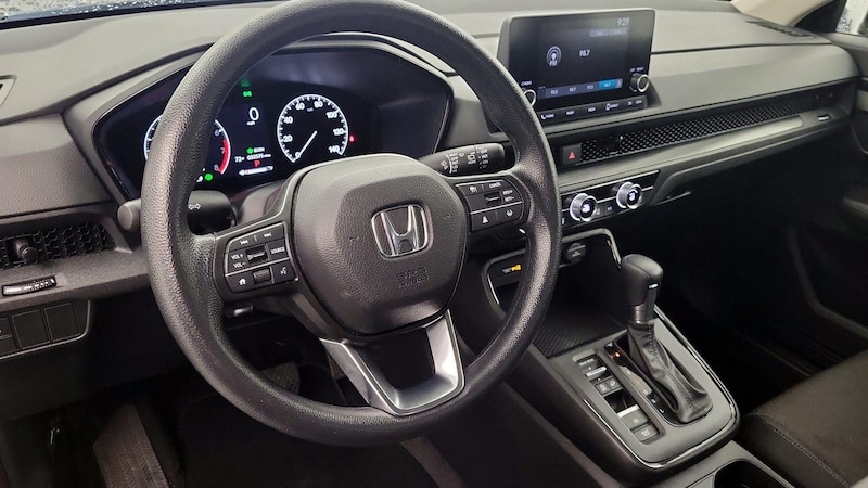 2023 Honda CR-V LX 8