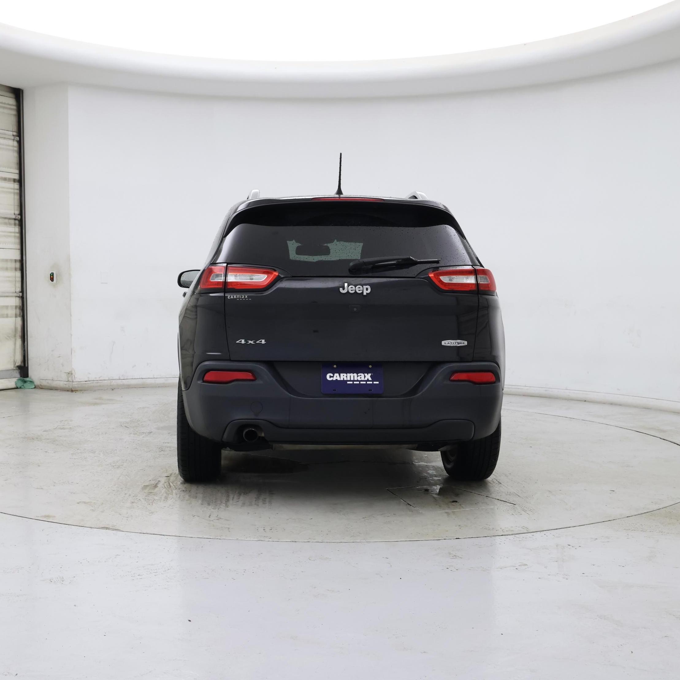Thumbnail: 2016 Jeep Cherokee - 6