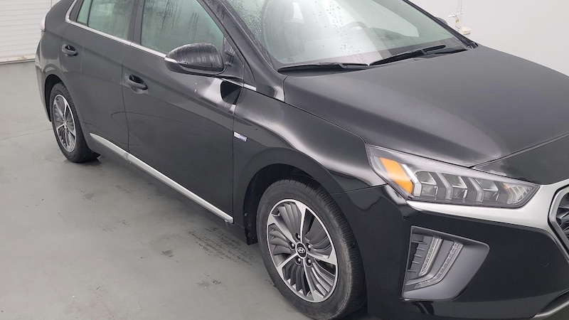 2020 Hyundai Ioniq SEL Hero Image