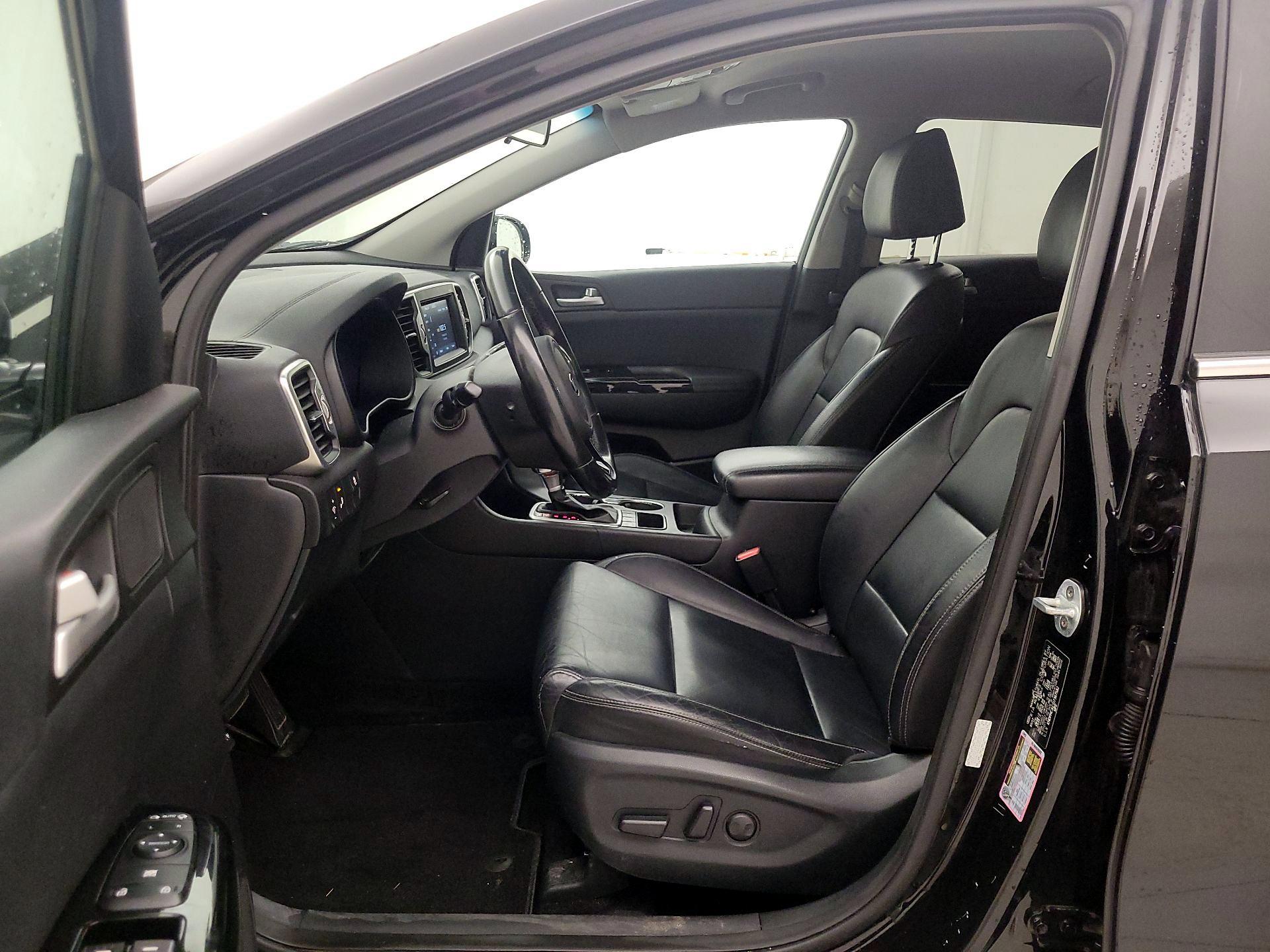 Thumbnail: 2018 Kia Sportage - 11