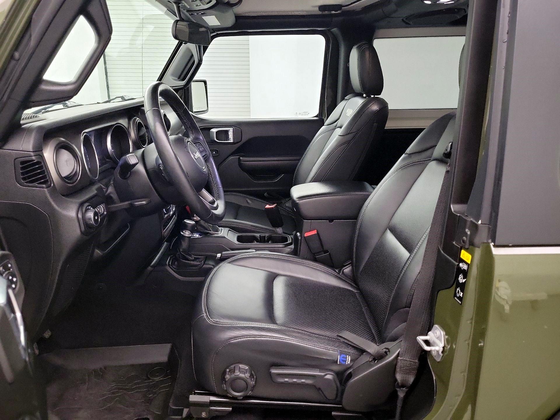 Thumbnail: 2021 Jeep Wrangler - 9