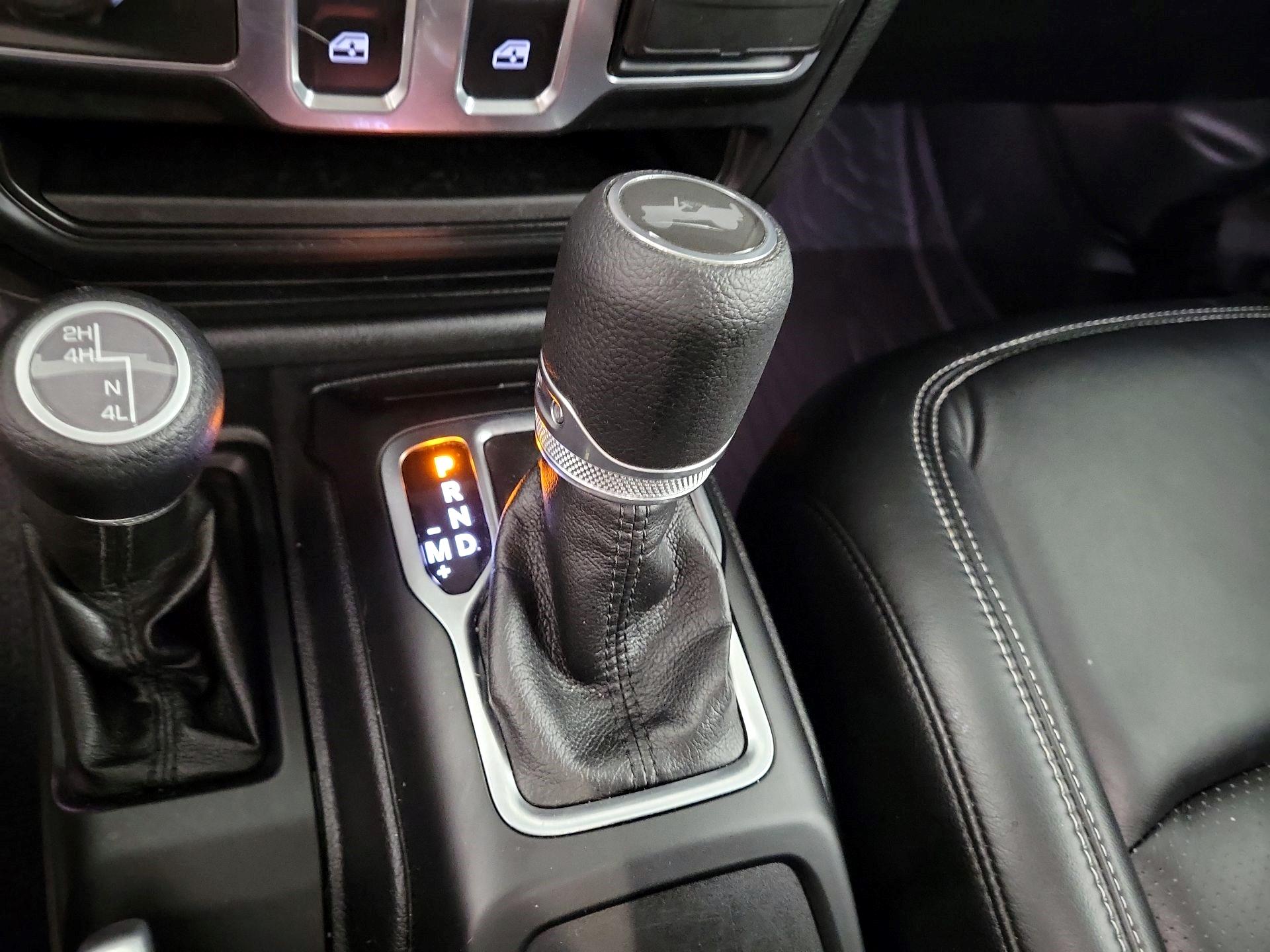 Thumbnail: 2021 Jeep Wrangler - 15