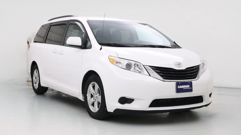 2013 Toyota Sienna LE Hero Image