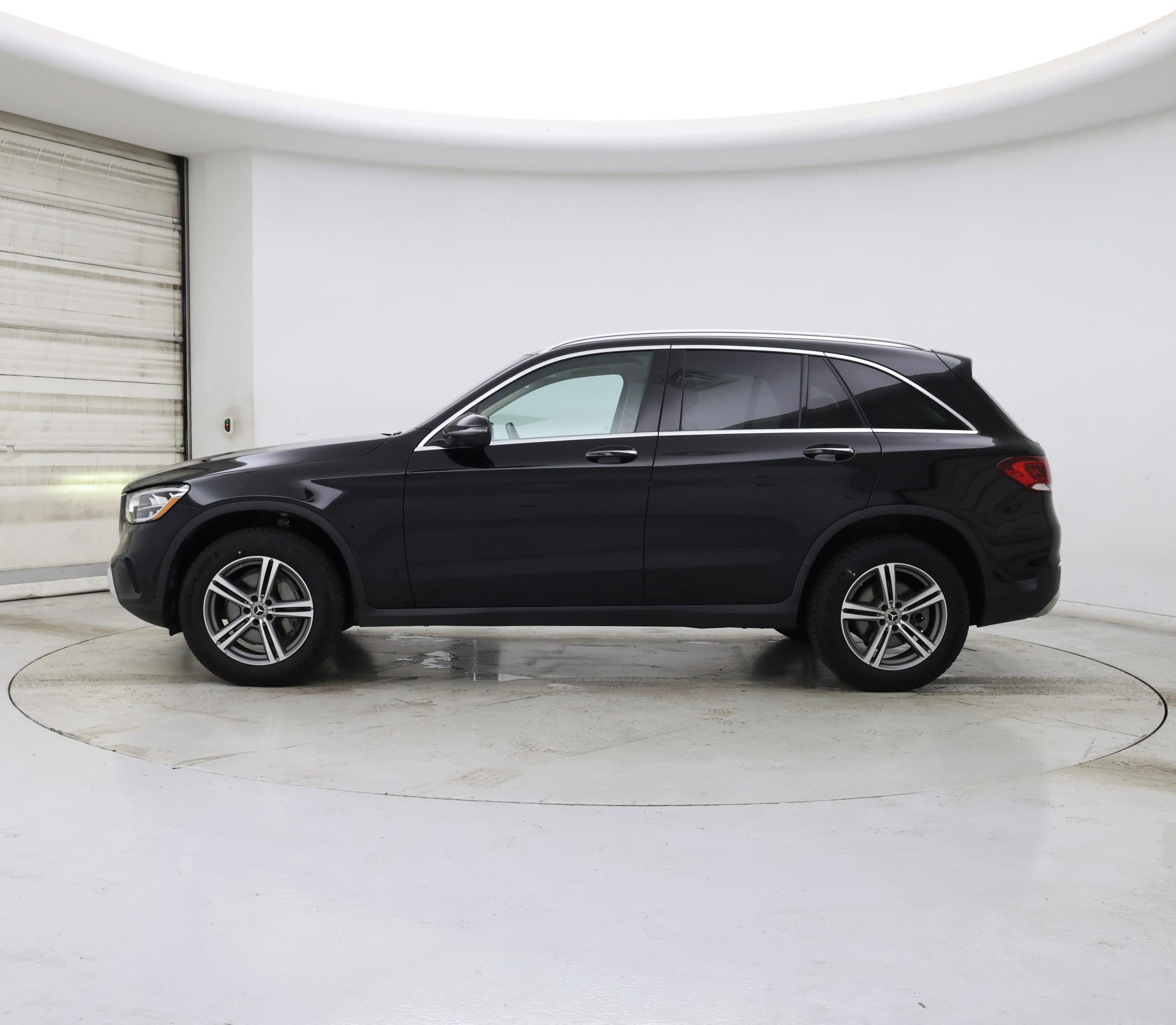 Thumbnail: 2020 Mercedes-Benz GLC - 3