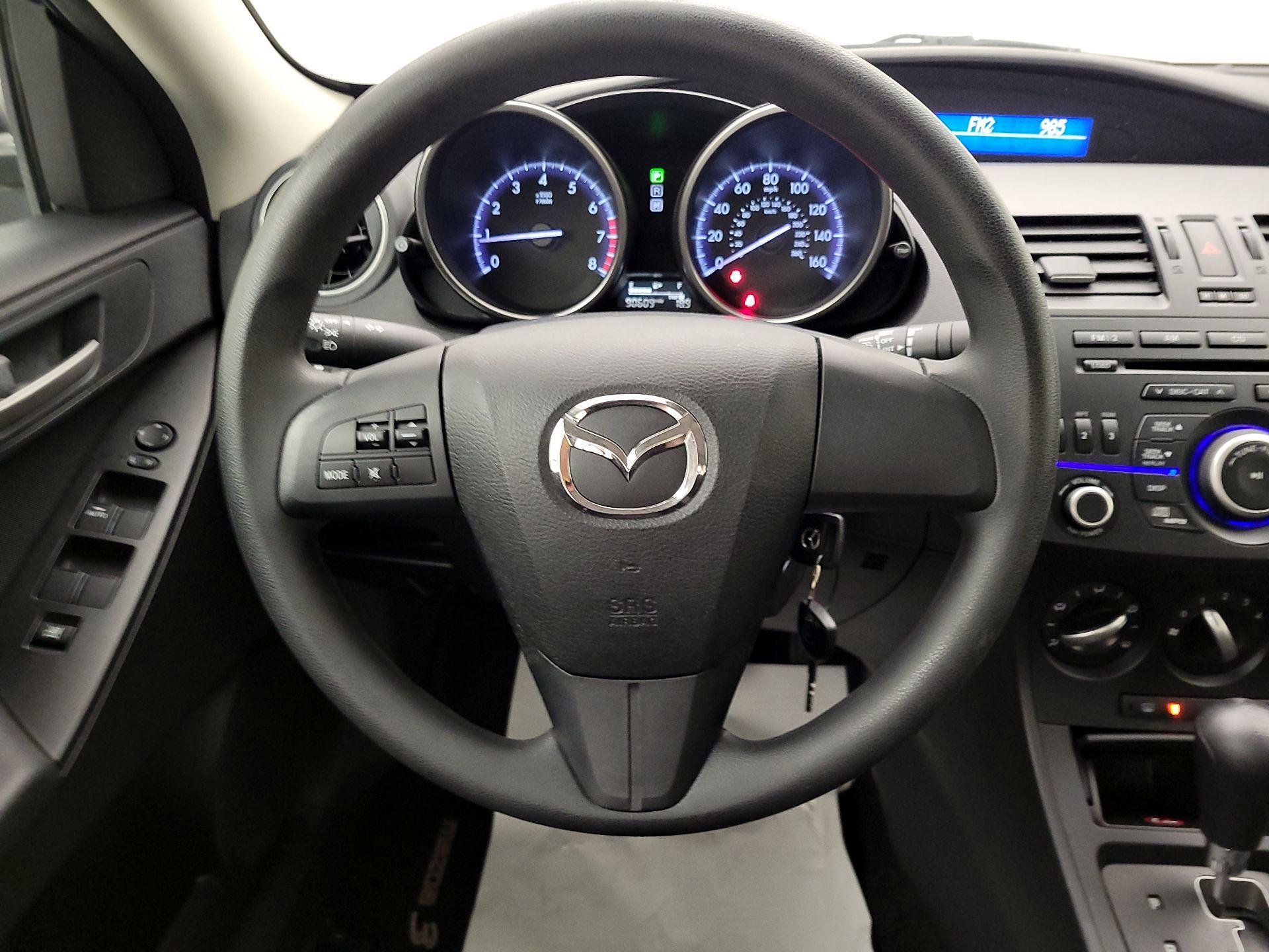Thumbnail: 2013 Mazda Mazda3 - 10