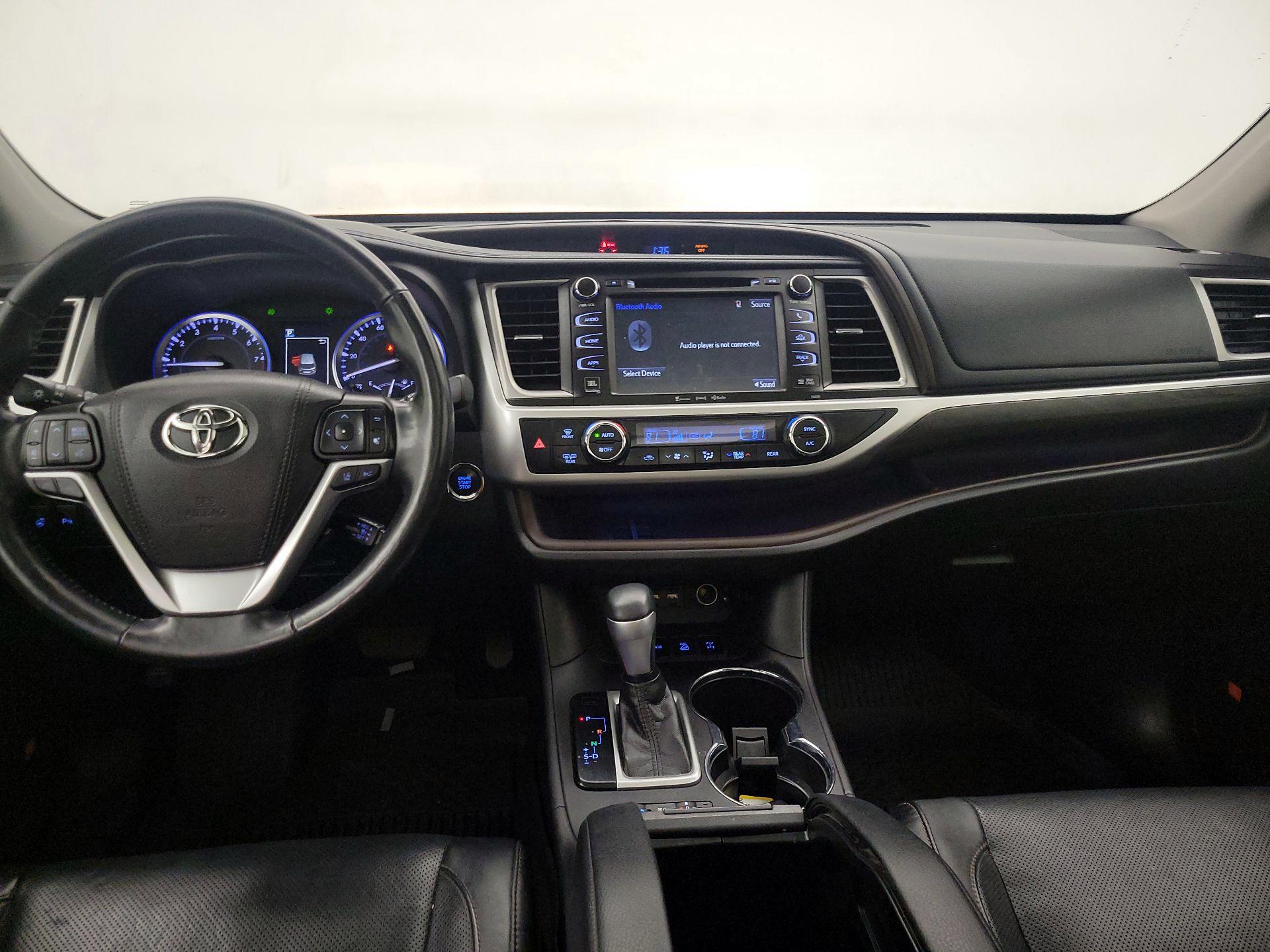 Thumbnail: 2019 Toyota Highlander - 9