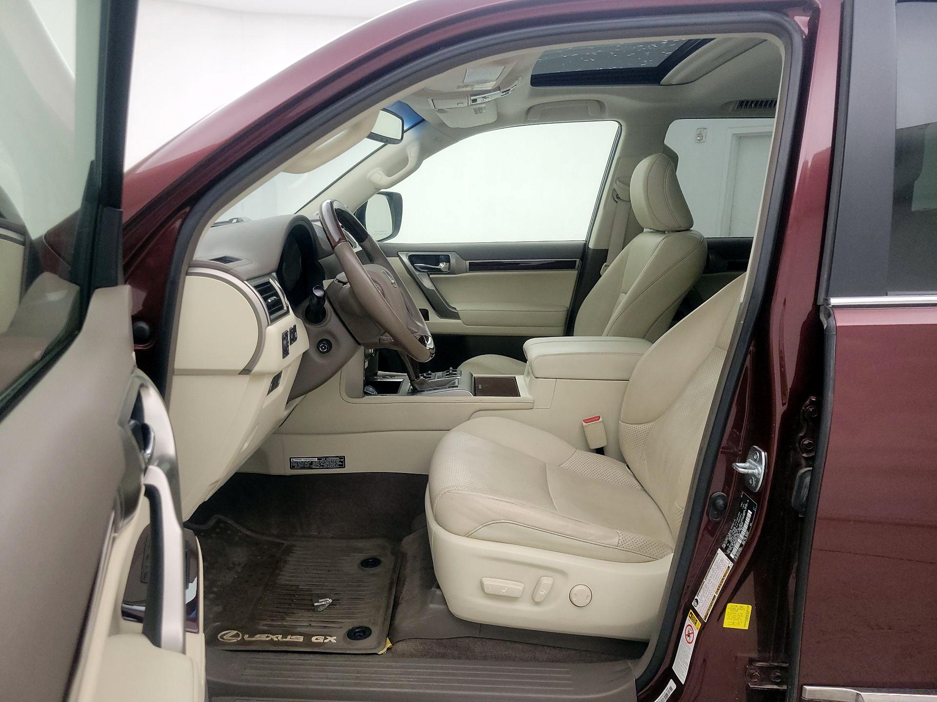 Thumbnail: 2015 Lexus GX - 11