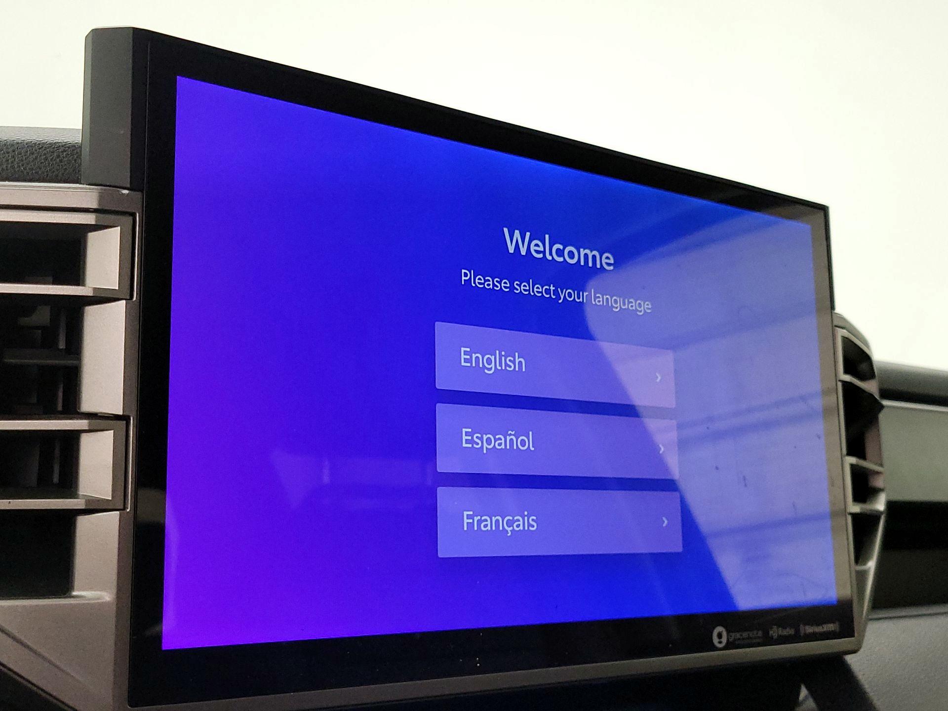 Thumbnail: 2022 Toyota Tundra - 15