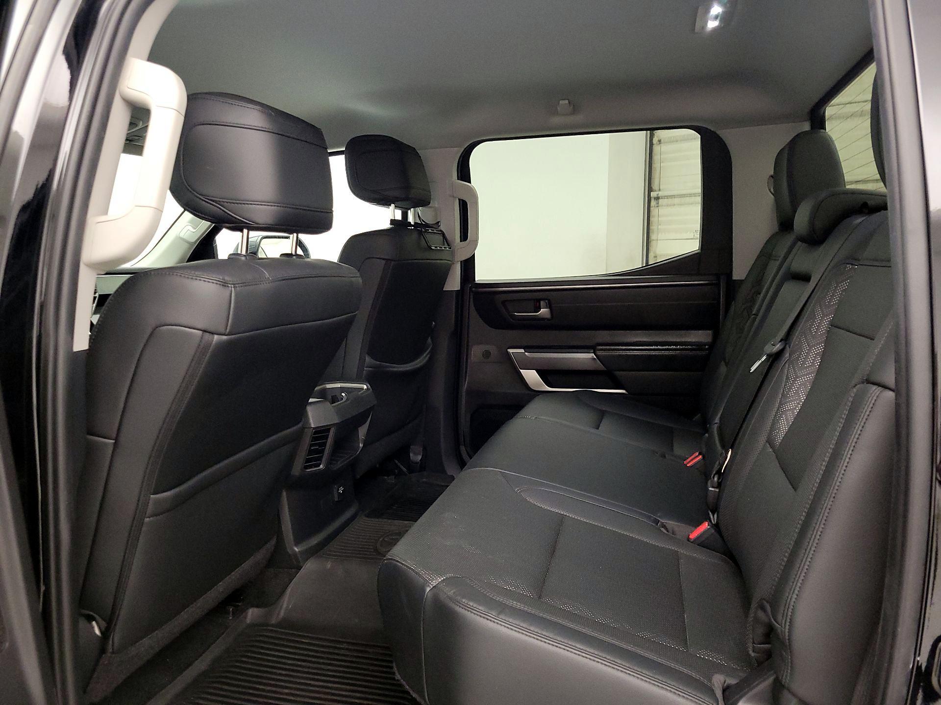 Thumbnail: 2022 Toyota Tundra - 19