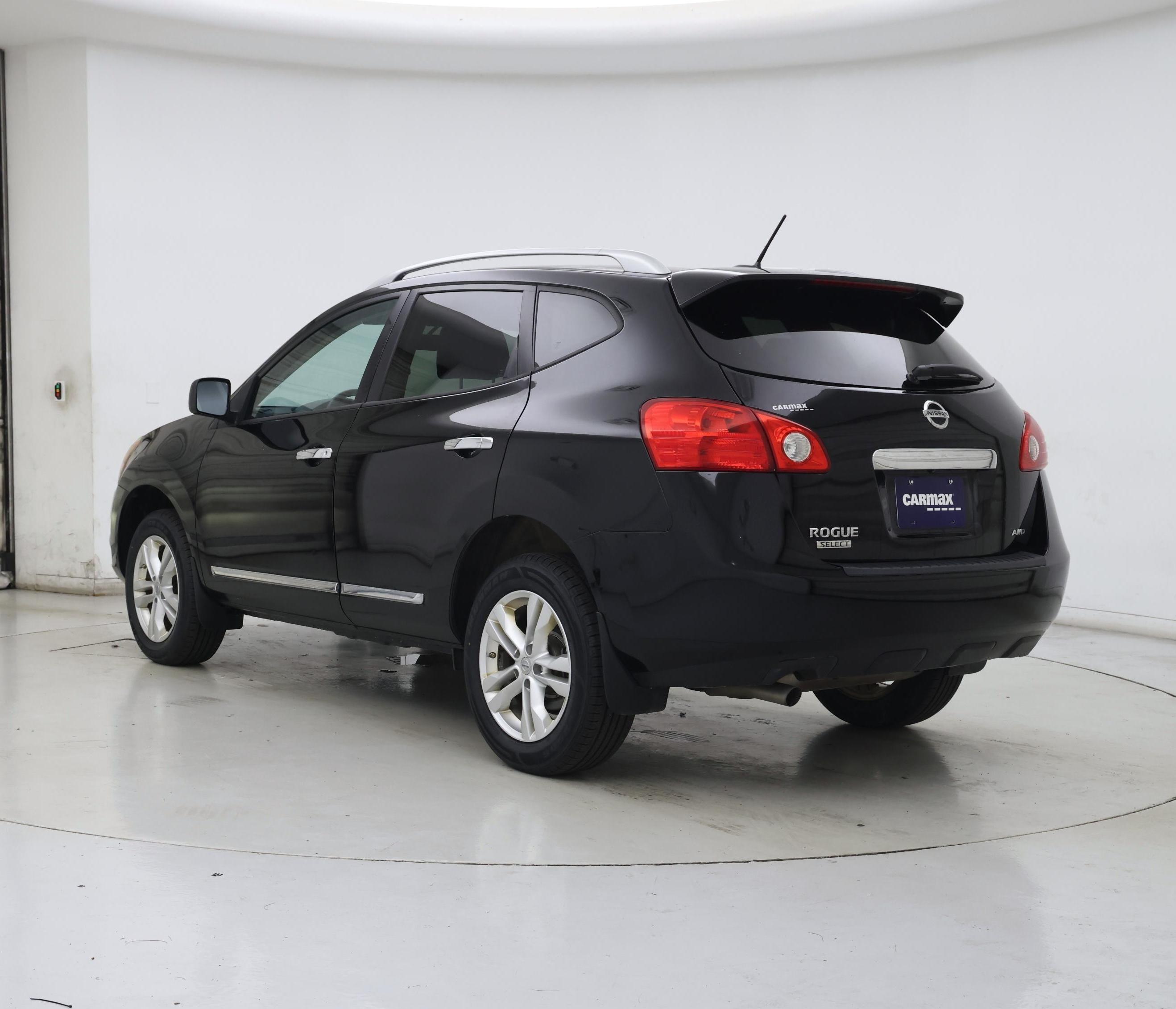 Thumbnail: 2015 Nissan Rogue - 2