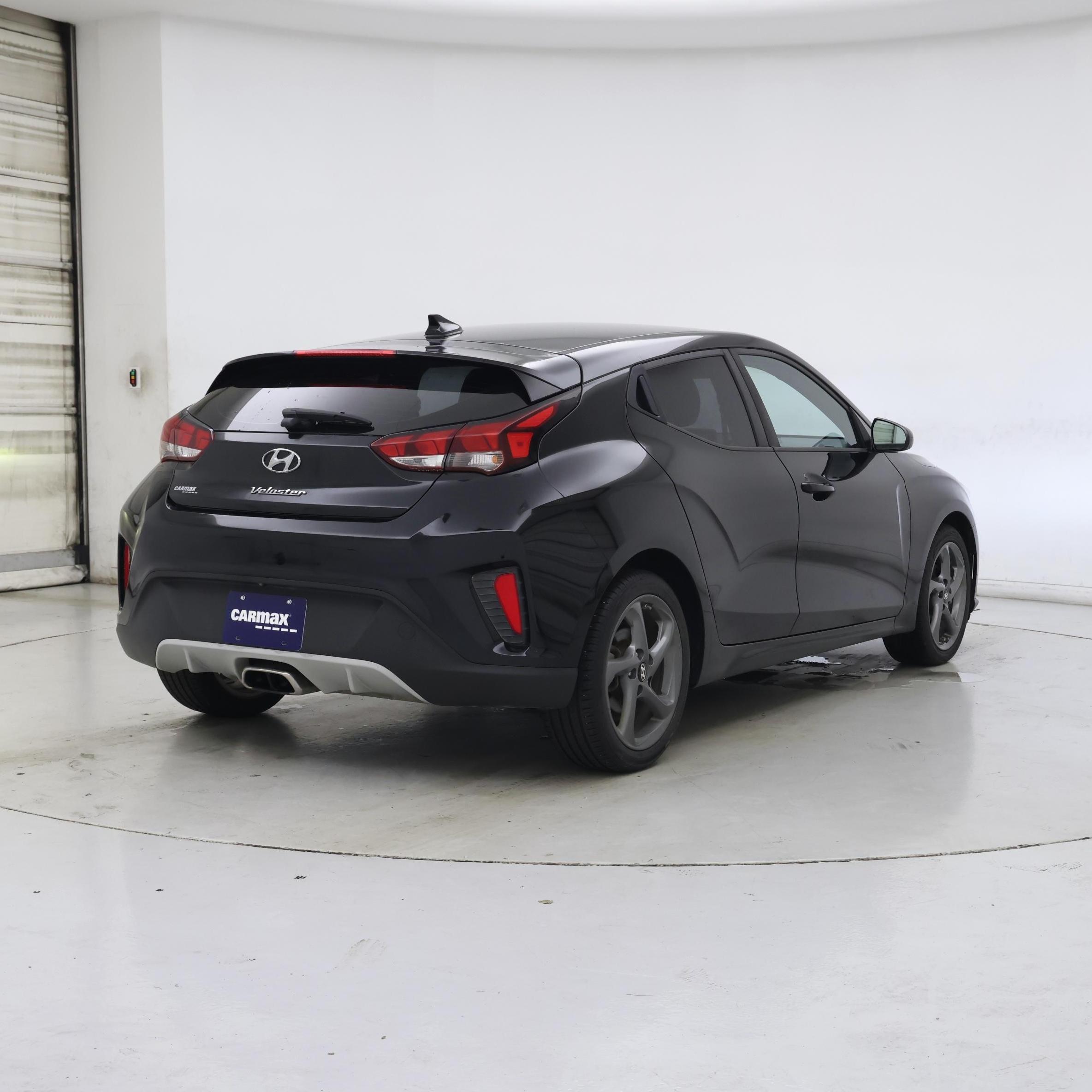 Thumbnail: 2019 Hyundai Veloster - 8
