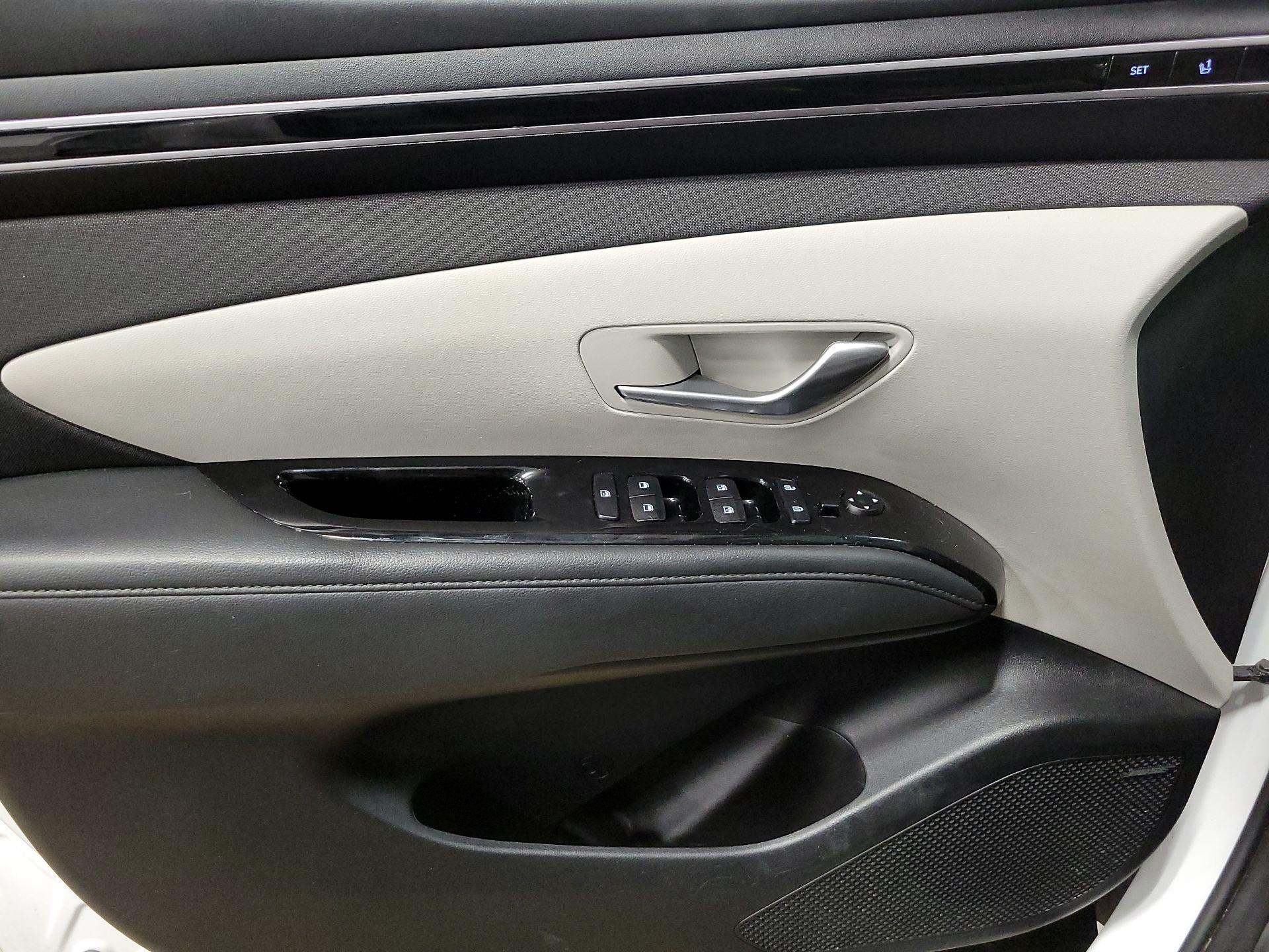 Thumbnail: 2023 Hyundai Tucson - 12