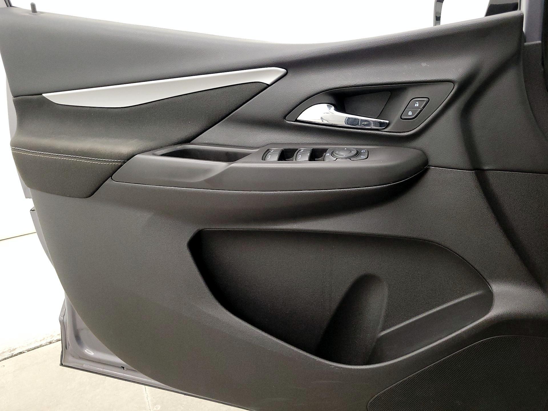 Thumbnail: 2023 Chevrolet Bolt EV - 12