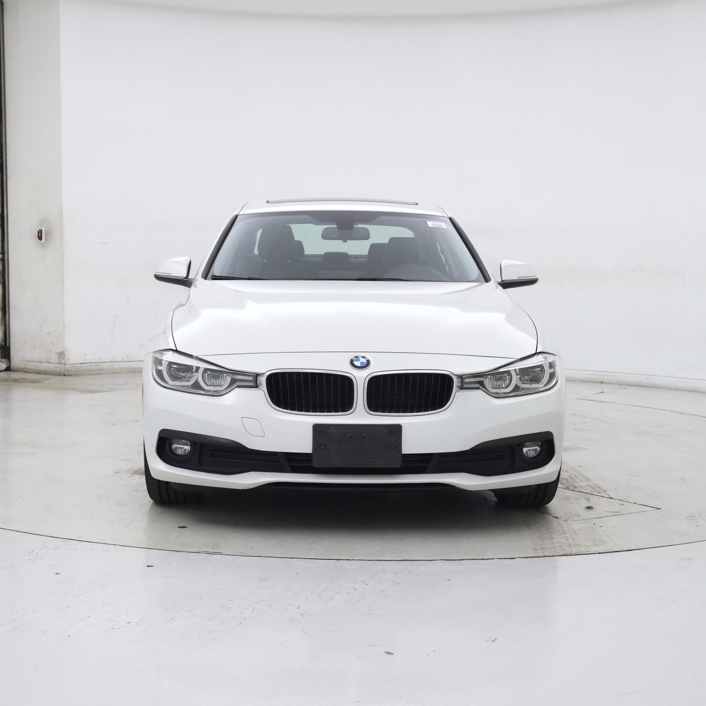 Thumbnail: 2018 BMW 3 Series - 5