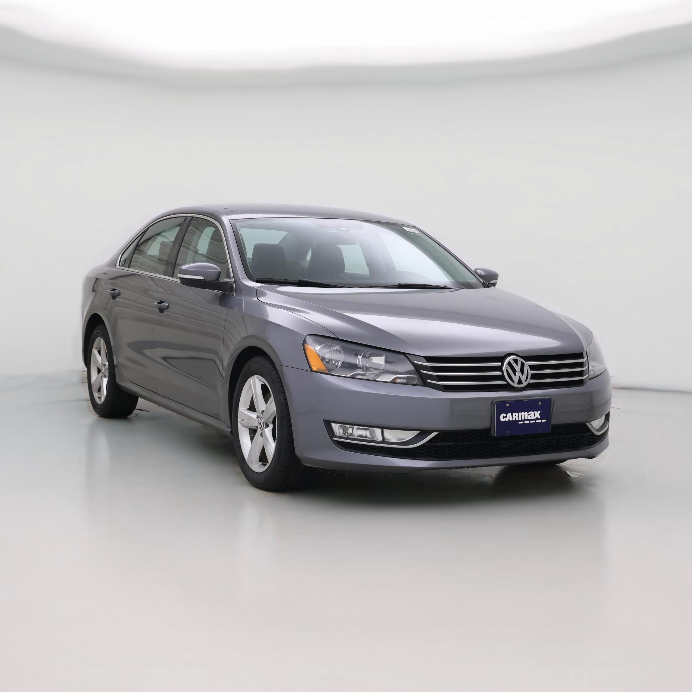 Thumbnail: 2015 Volkswagen Passat - 1