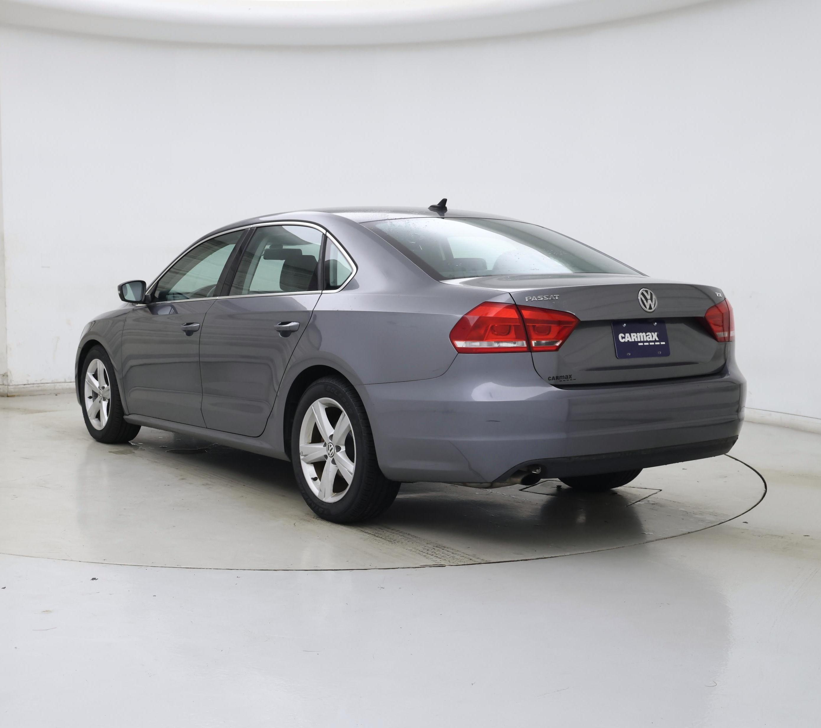Thumbnail: 2015 Volkswagen Passat - 2