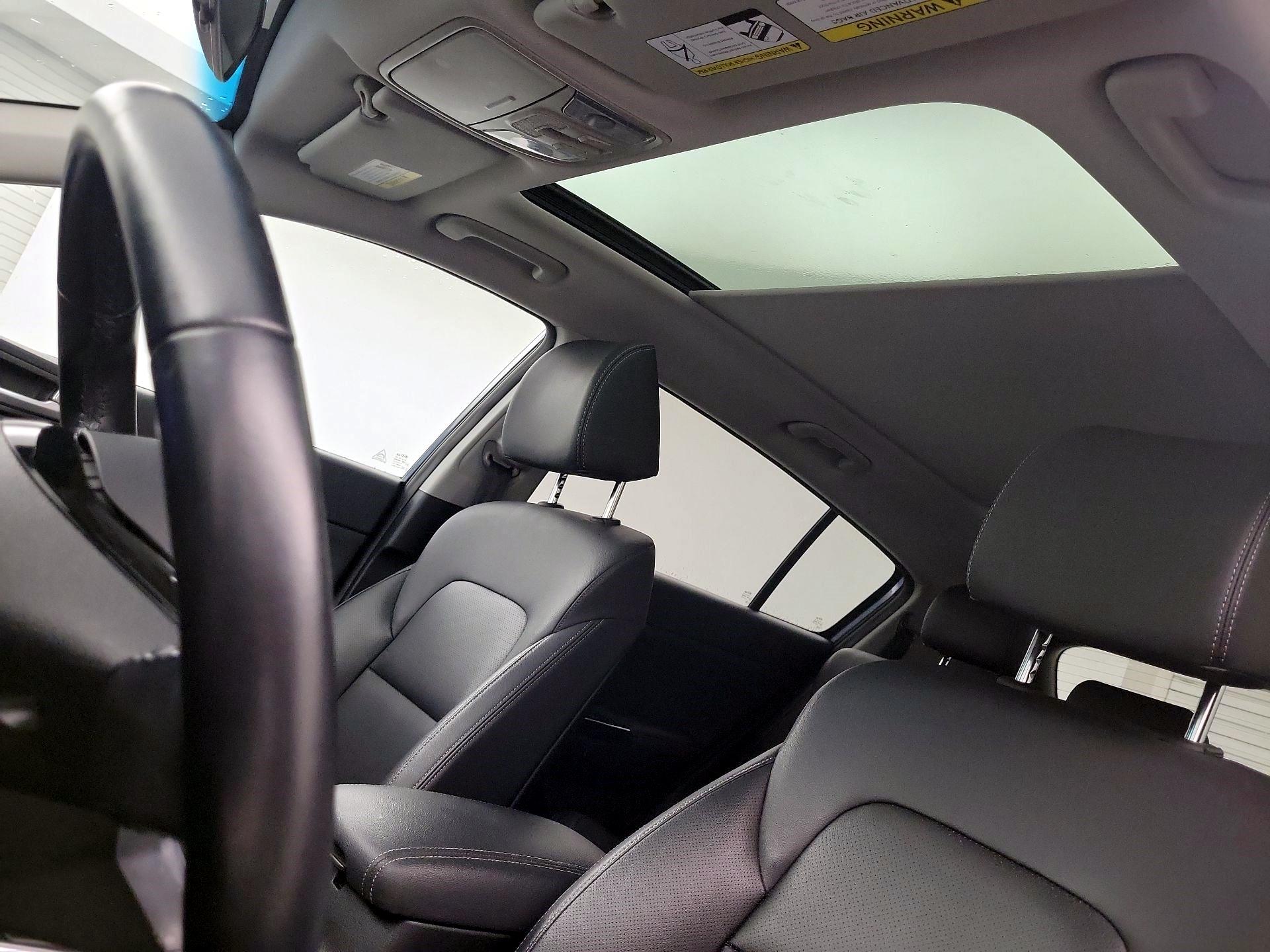 Thumbnail: 2022 Kia Sportage - 17