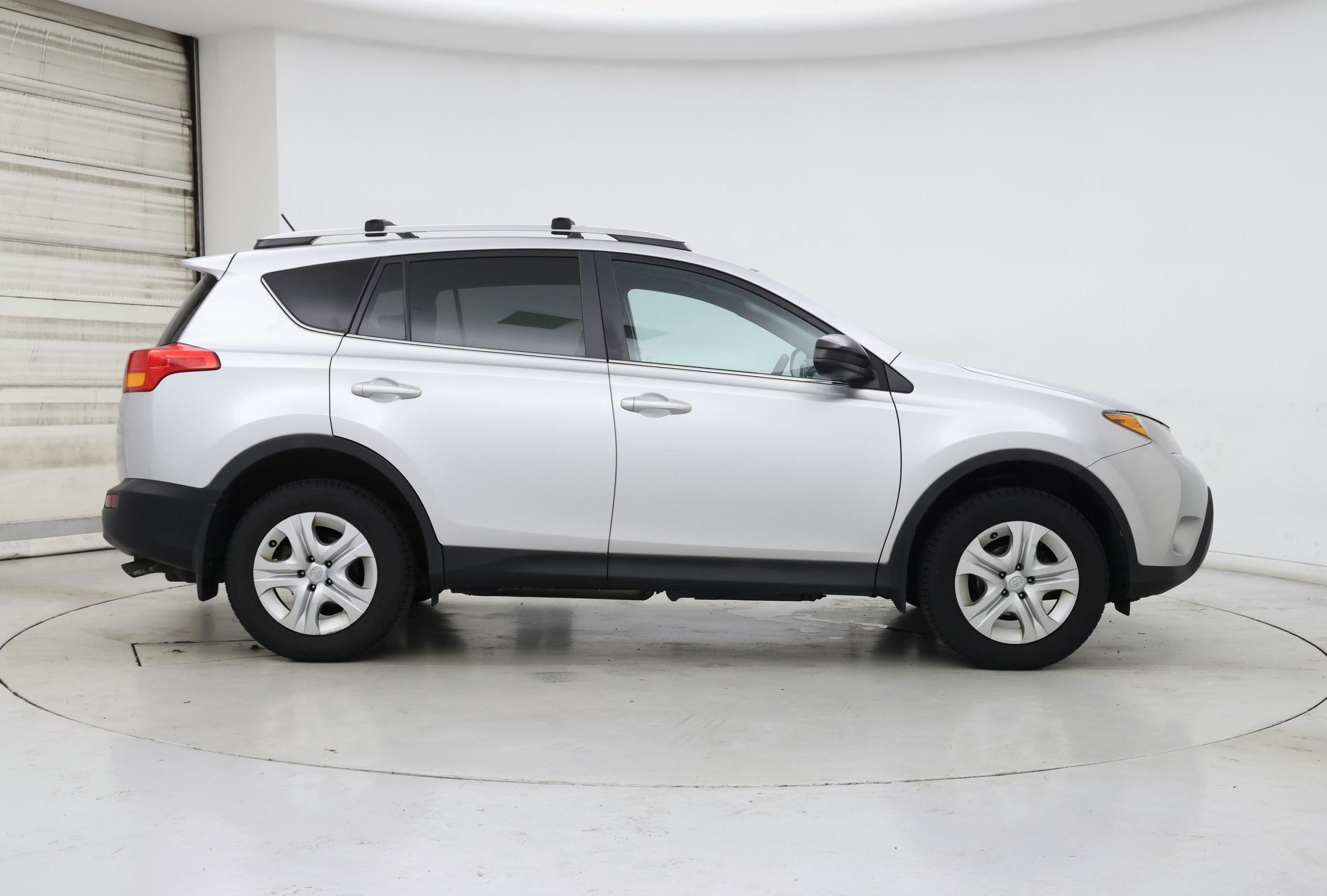 Thumbnail: 2015 Toyota RAV4 - 7