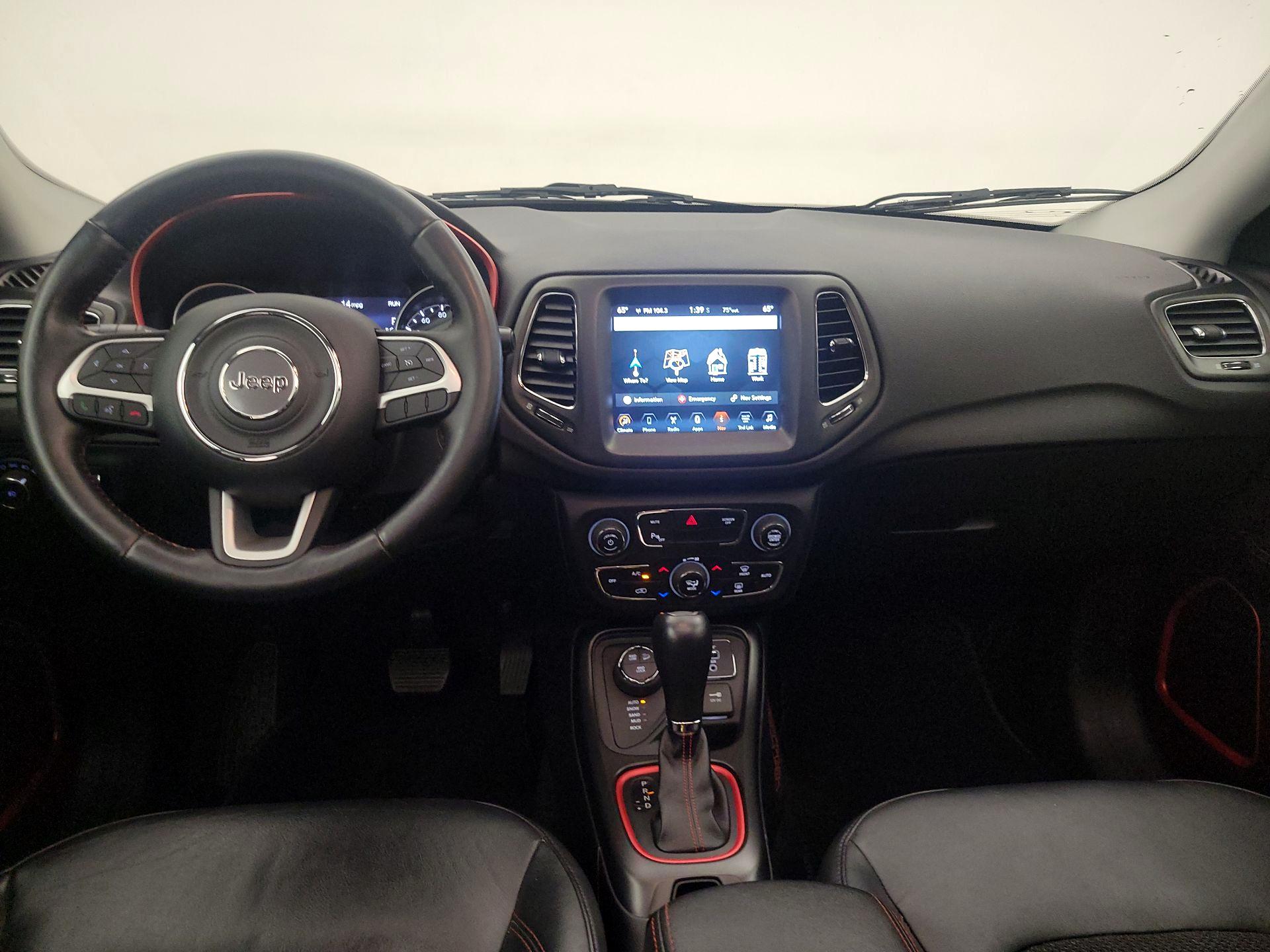 Thumbnail: 2018 Jeep Compass - 9