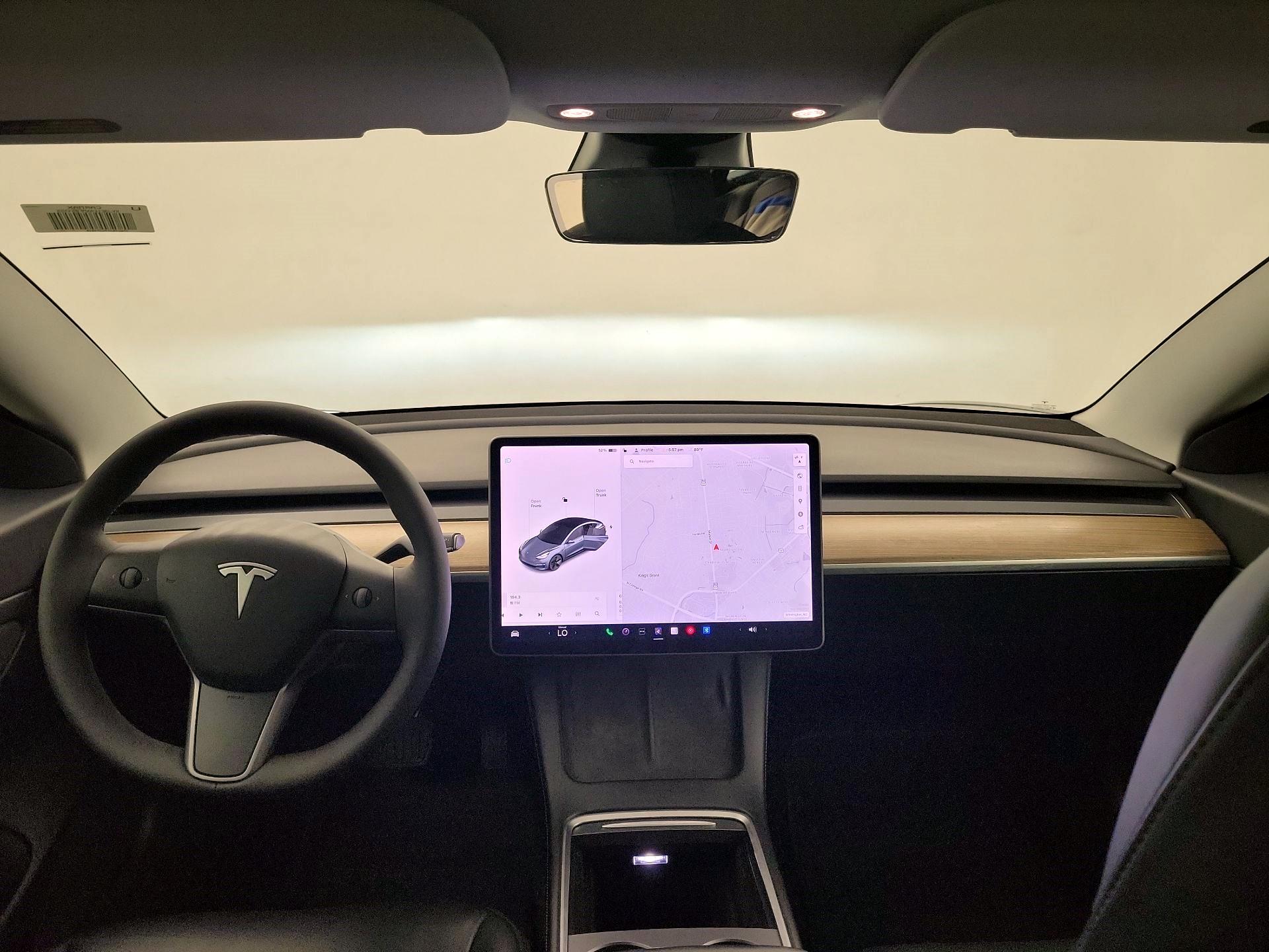 Thumbnail: 2021 Tesla Model 3 - 8